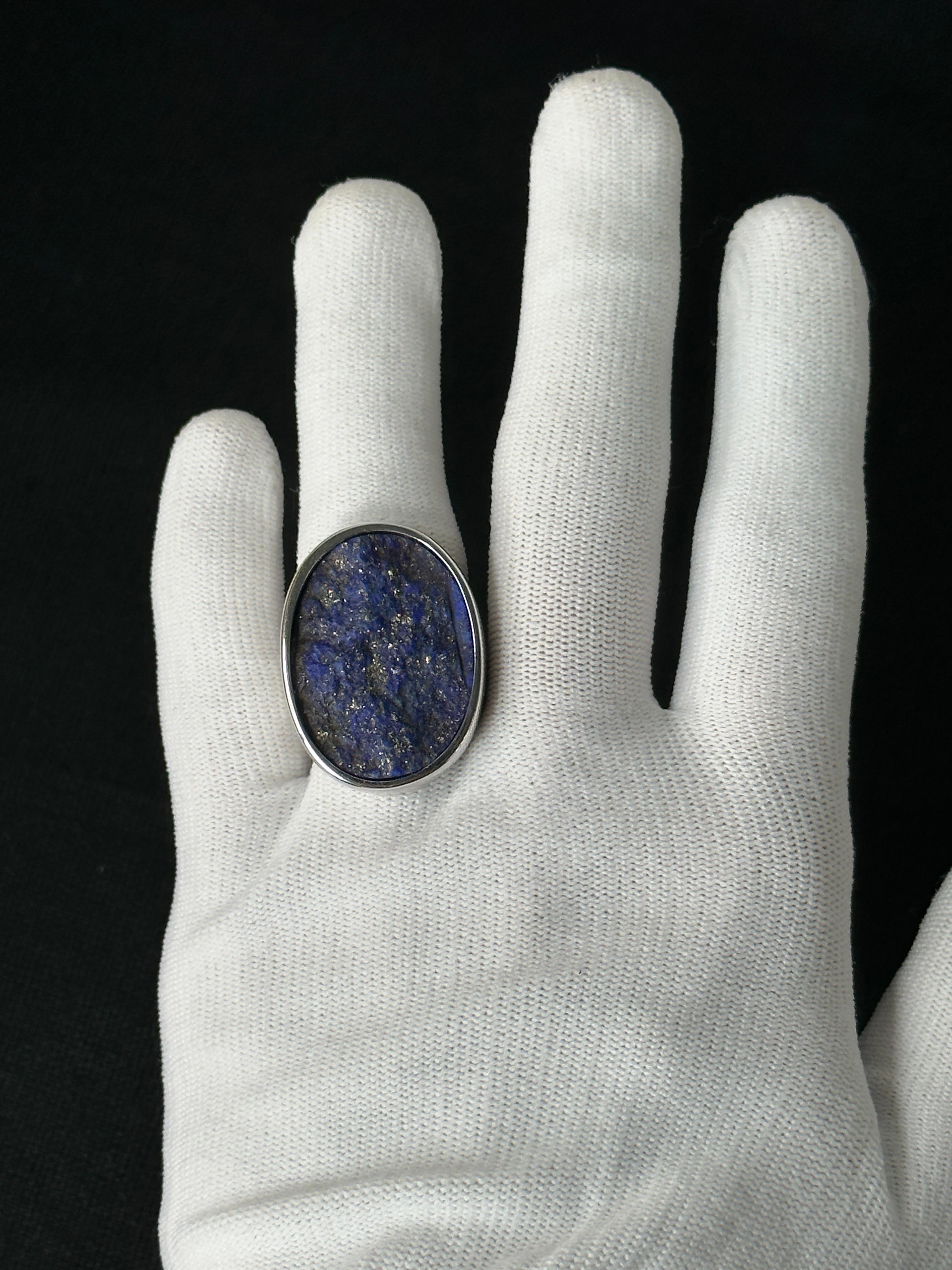 Orloff of Denmark, Extraordinary 41 carat Lapis Lazuli Sterling Silver Ring  In New Condition For Sale In Hua Hin, TH