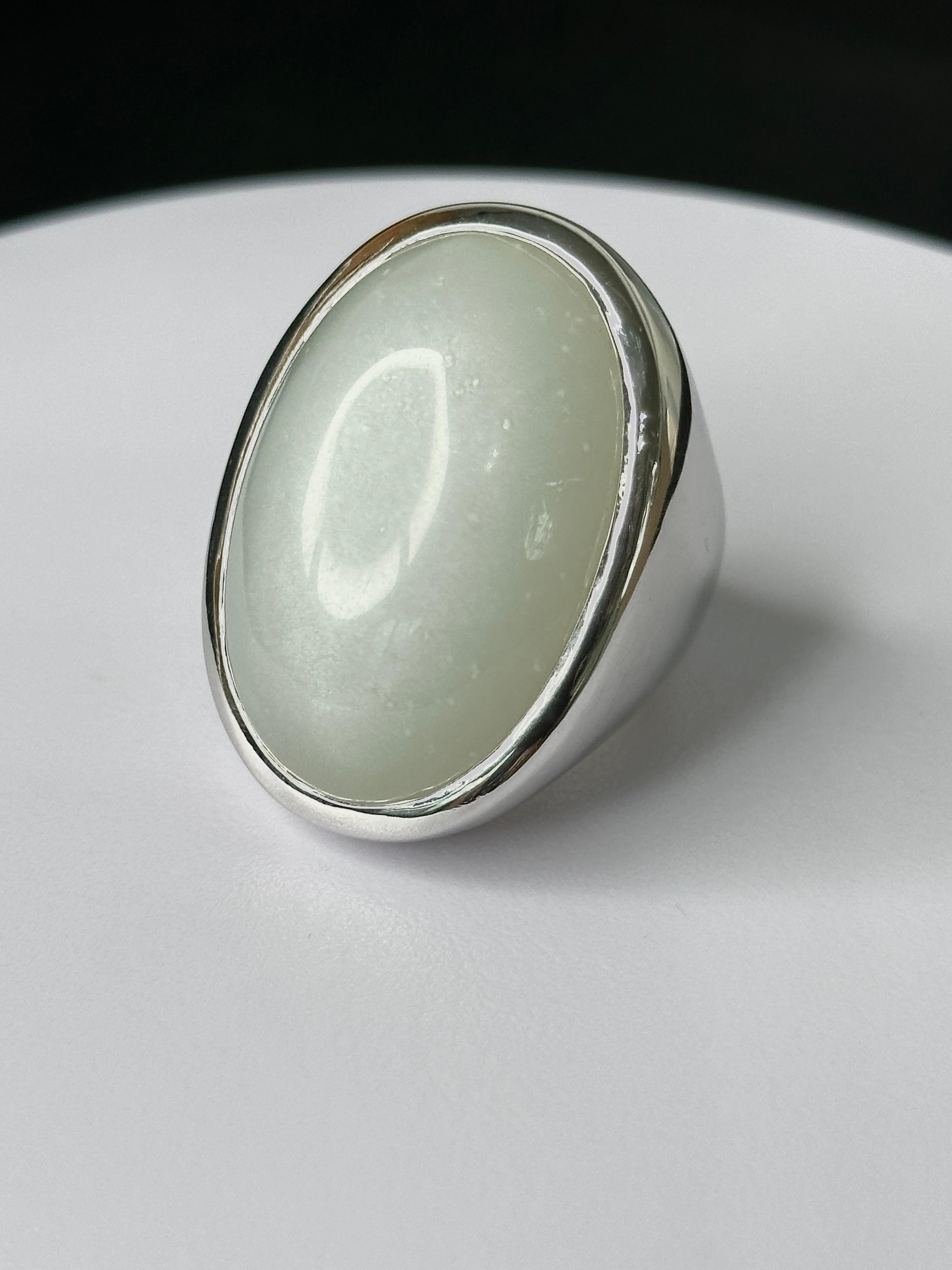 Cabochon Orloff of Denmark, Extravagant 83 carat Moonstone Sterling Silver Ring 