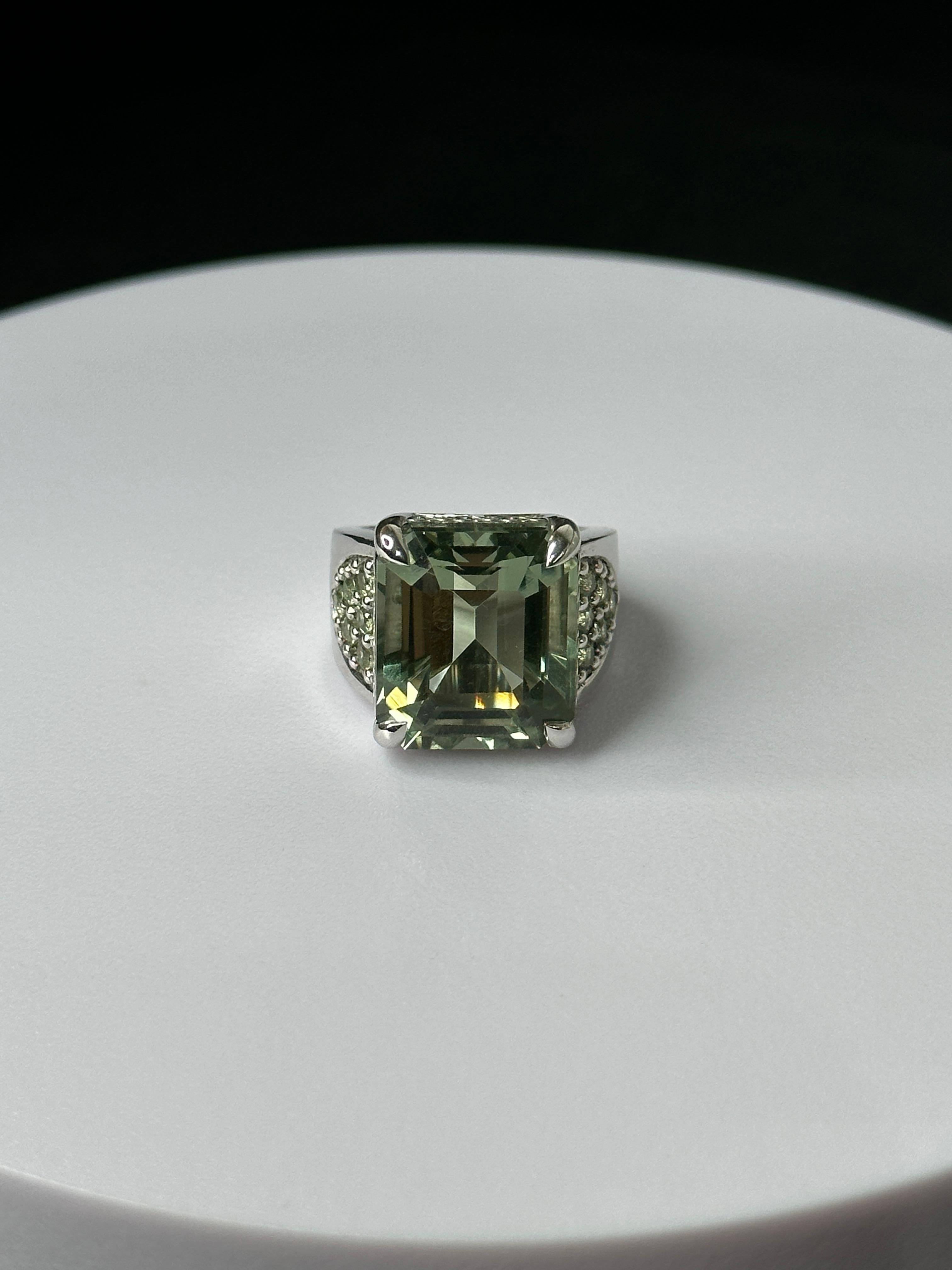 17 carat green sapphire
