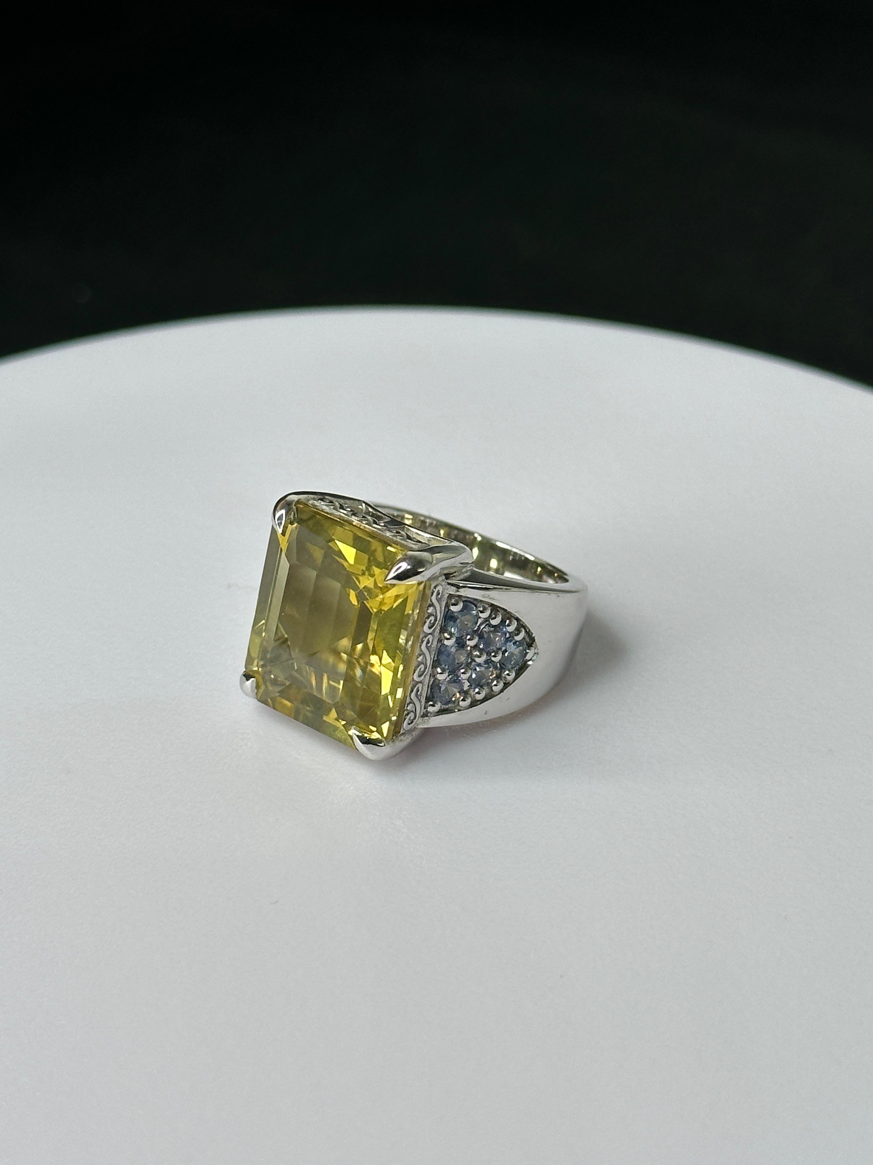 Orloff-Ring aus Dänemark, Zitronenquarz und Saphir, gefasst in 925 Sterlingsilber (Achteckschliff) im Angebot