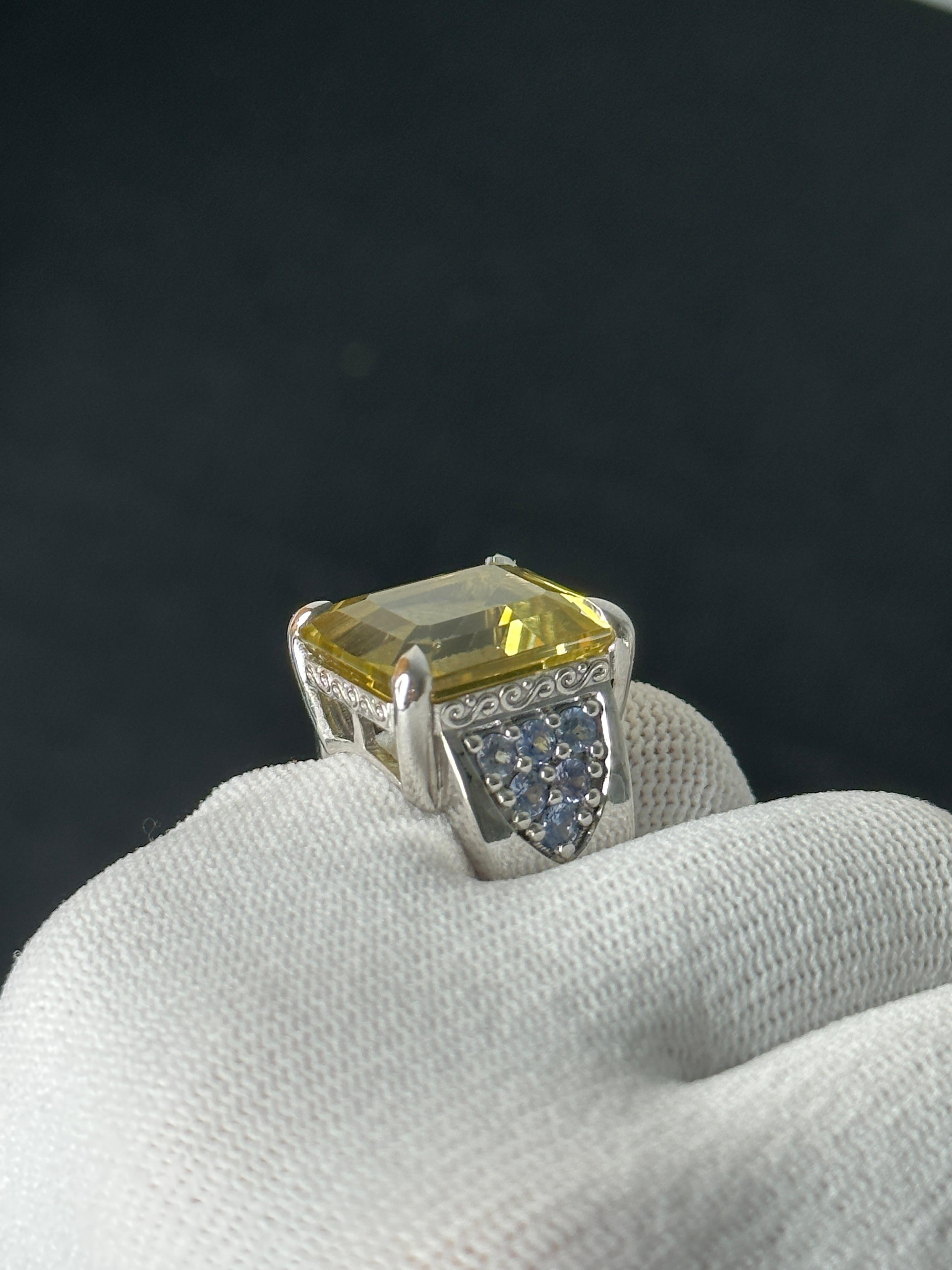 Women's or Men's Orloff of Denmark, Lemon Quartz & Sapphire Ring set in 925 Sterling Silver For Sale