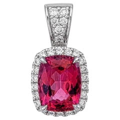 Colgante de platino con turmalina rosa natural y diamantes de Orloff de Dinamarca