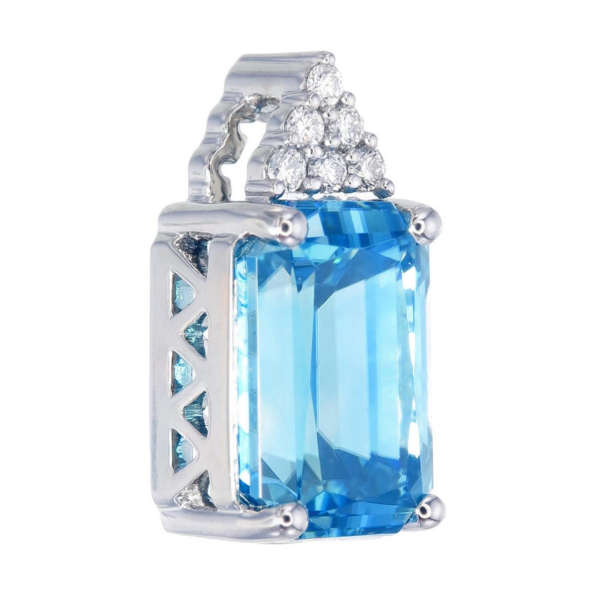 Orloff of Denmark Pendentif en platine avec zircon bleu naturel de 7,12 carats Unisexe en vente
