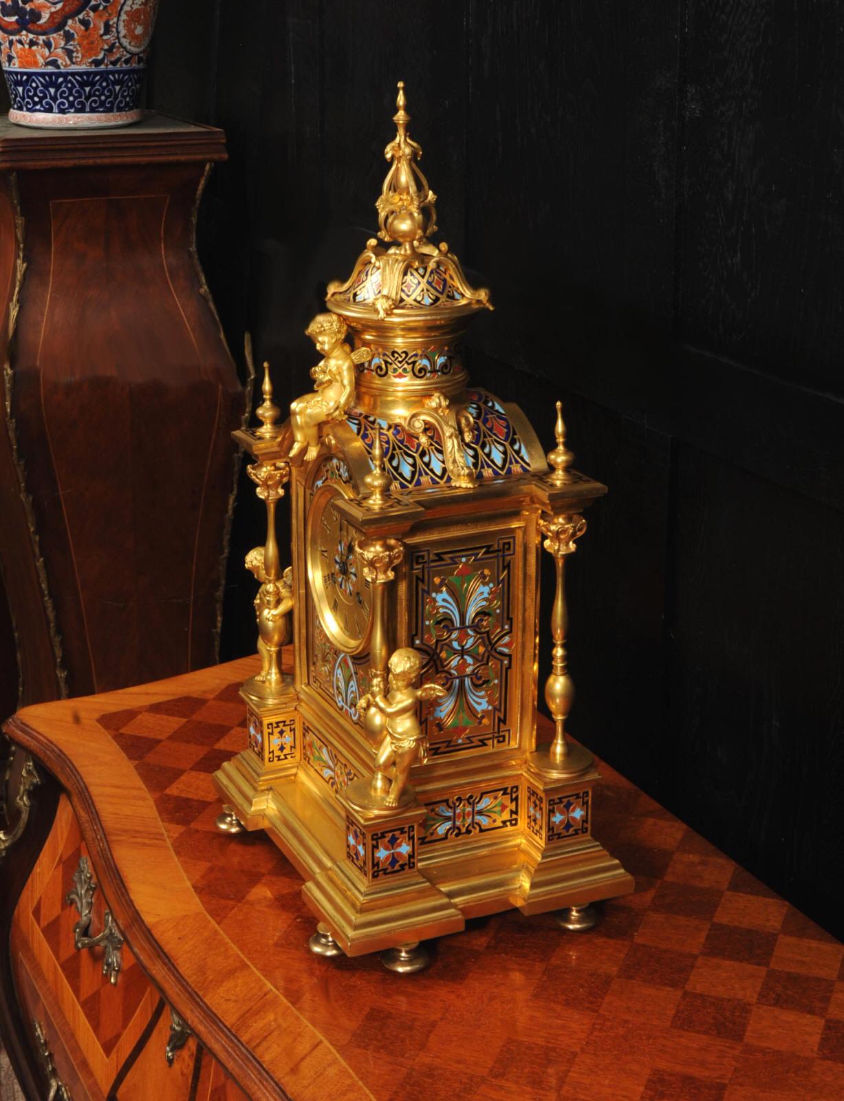 Horloge française ancienne en bronze doré et émail champlevé de Le Roy & Fils  en vente 1
