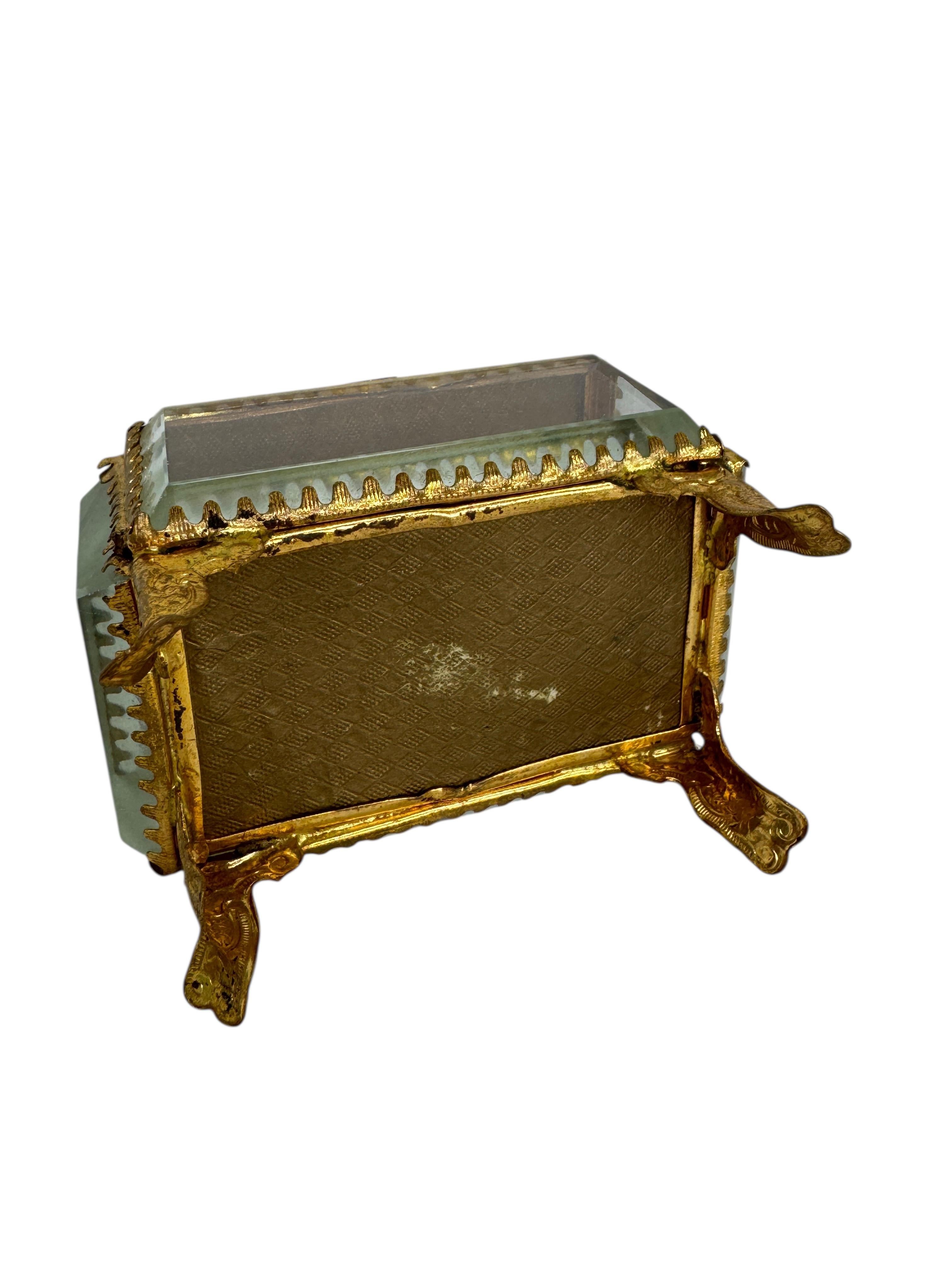 Verre Boîte à bijoux Souvenirs en bronze doré et verre, Lyon France, vers 1900 en vente