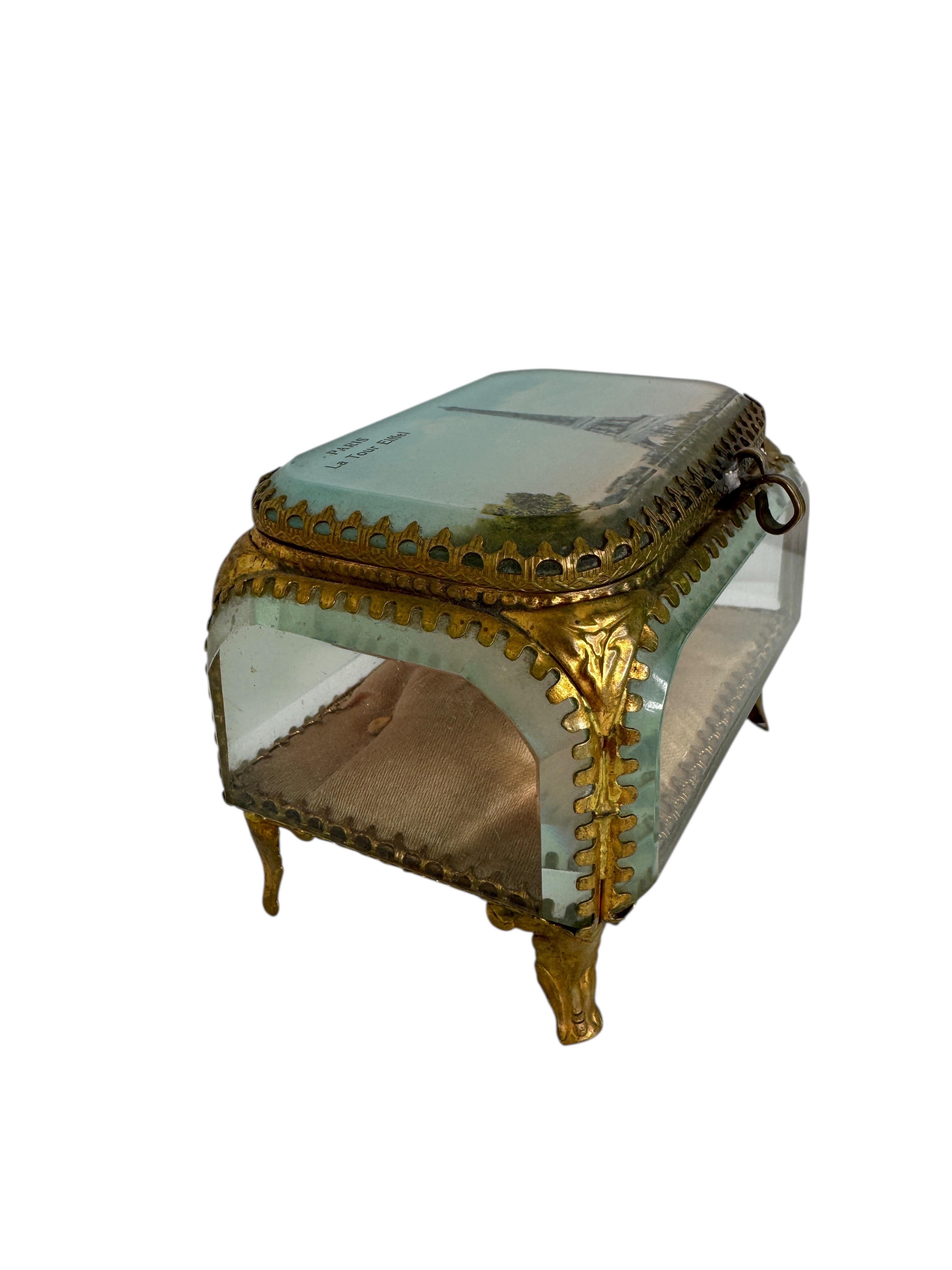 Belle Époque Ormolu and Glass Souvenir Trinket Jewelry Box, Paris la Tour Eiffel, circa 1900s For Sale