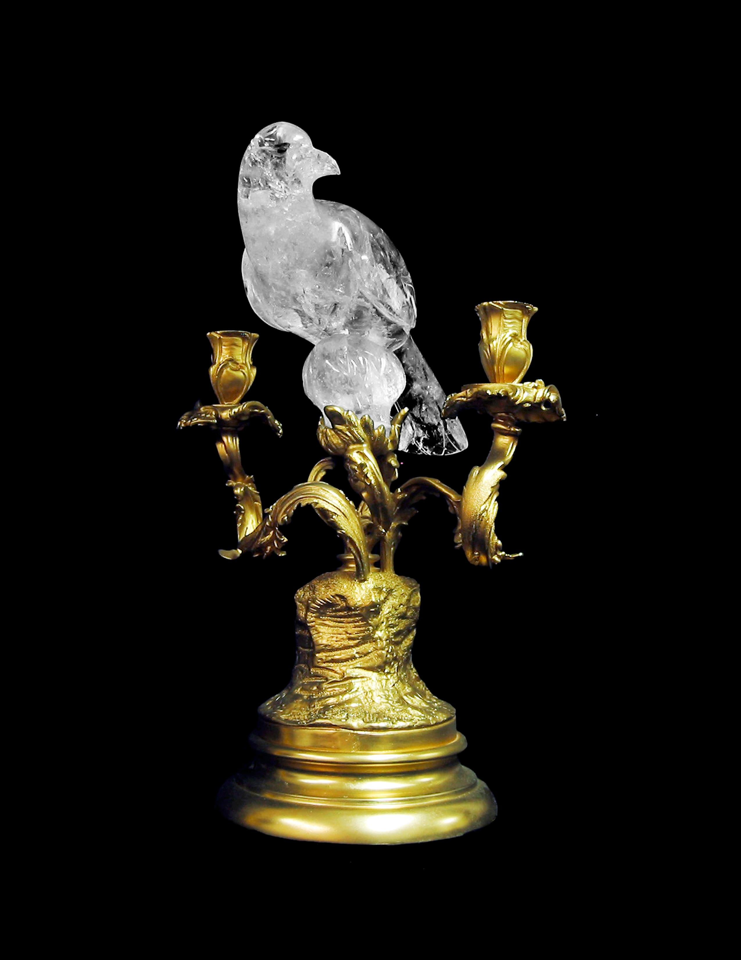 Vogel-Kandelaberlampen aus Goldbronze und Bergkristall, im französischen Louis XV.-Stil (Gegossen) im Angebot