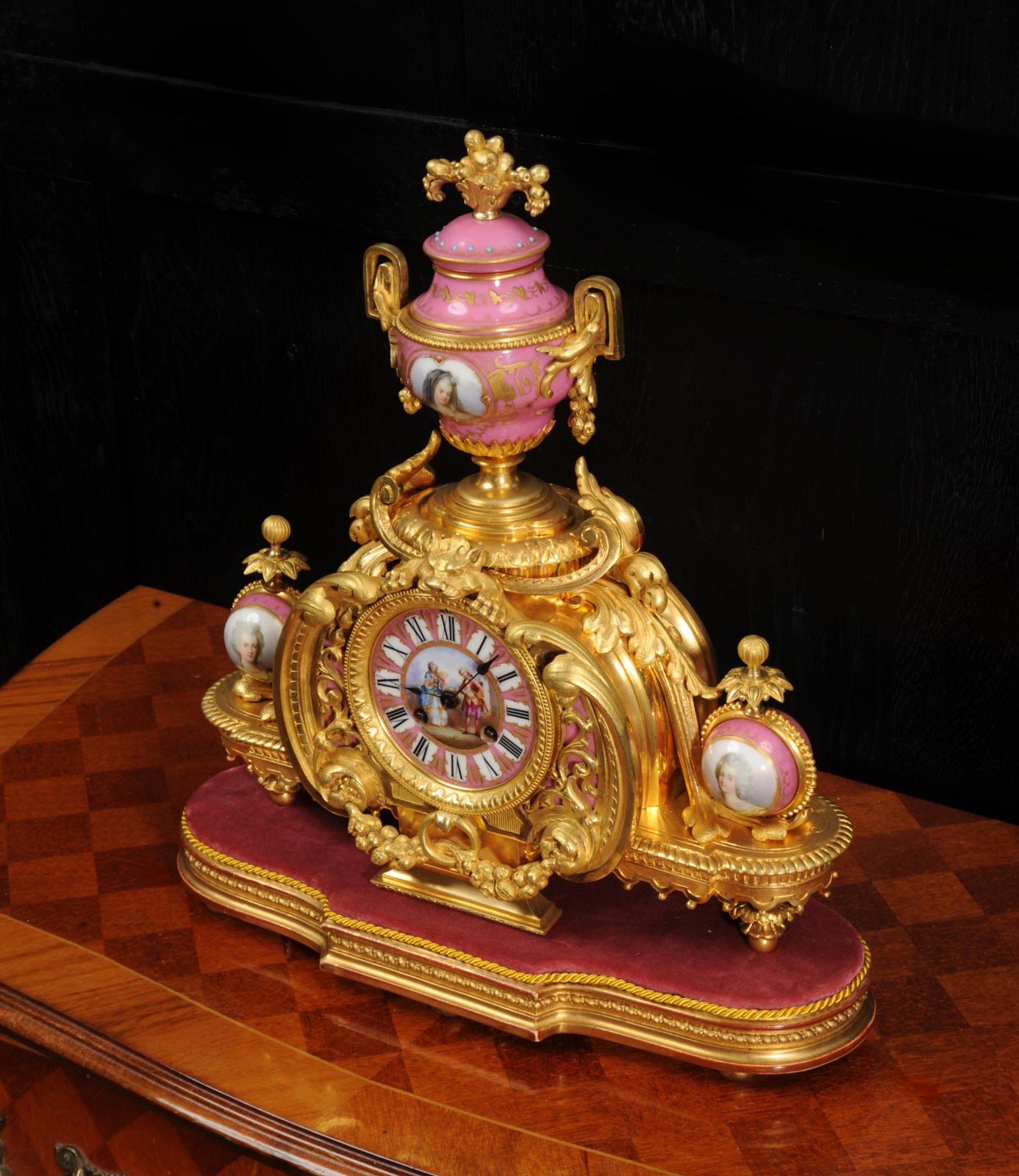 Antike französische Uhr aus Goldbronze und Sevres-Porzellan von Achille Brocot im Angebot 3