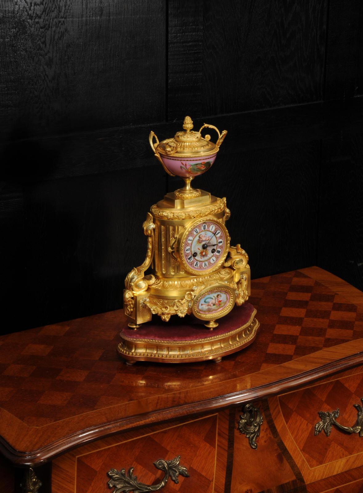 Horloge française d'antiquités en bronze doré et porcelaine de Sèvres par Achille Brocot en vente 7