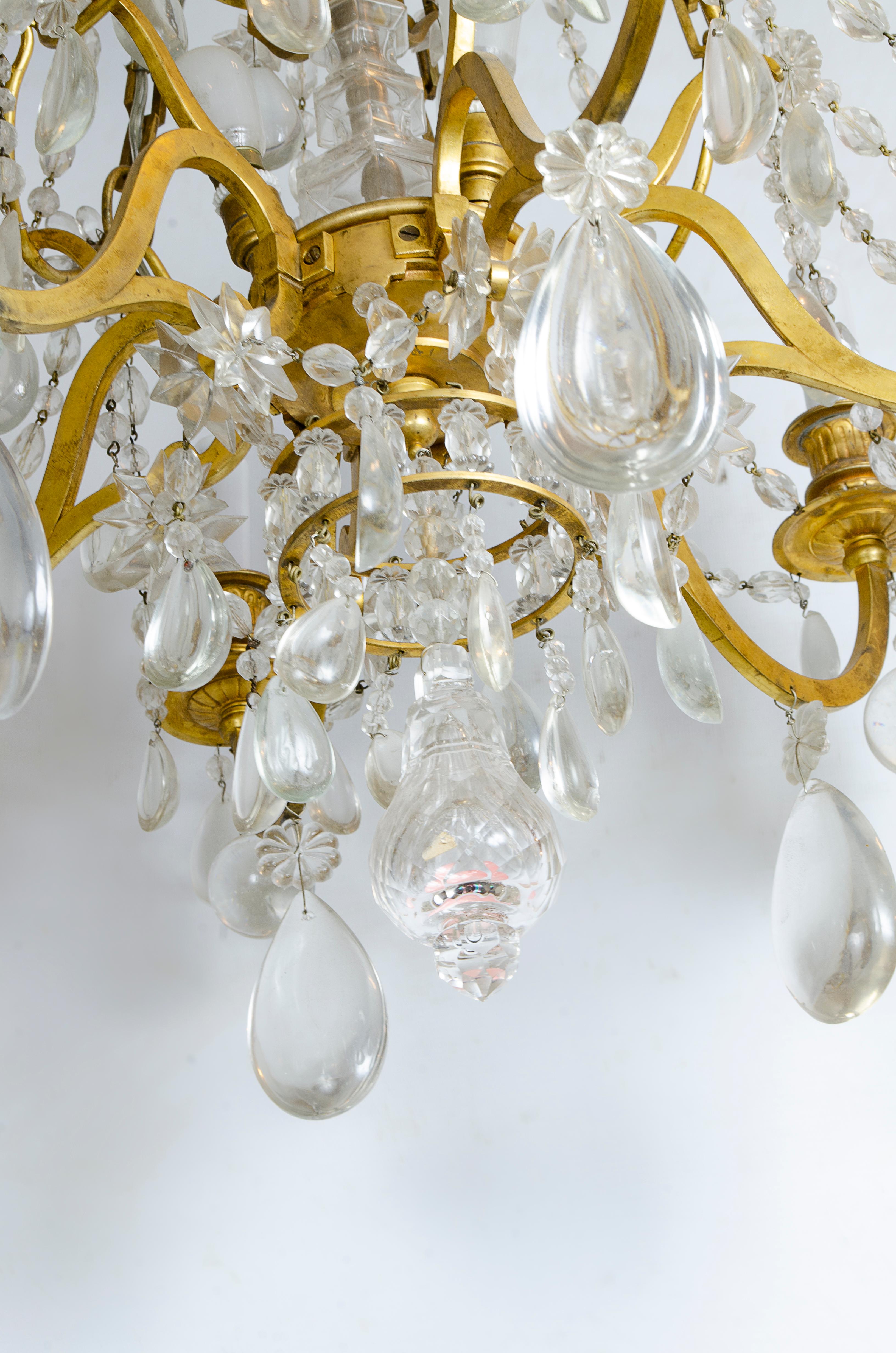 Araña de bronce ormolu y cristal de Baccarat Francés en venta
