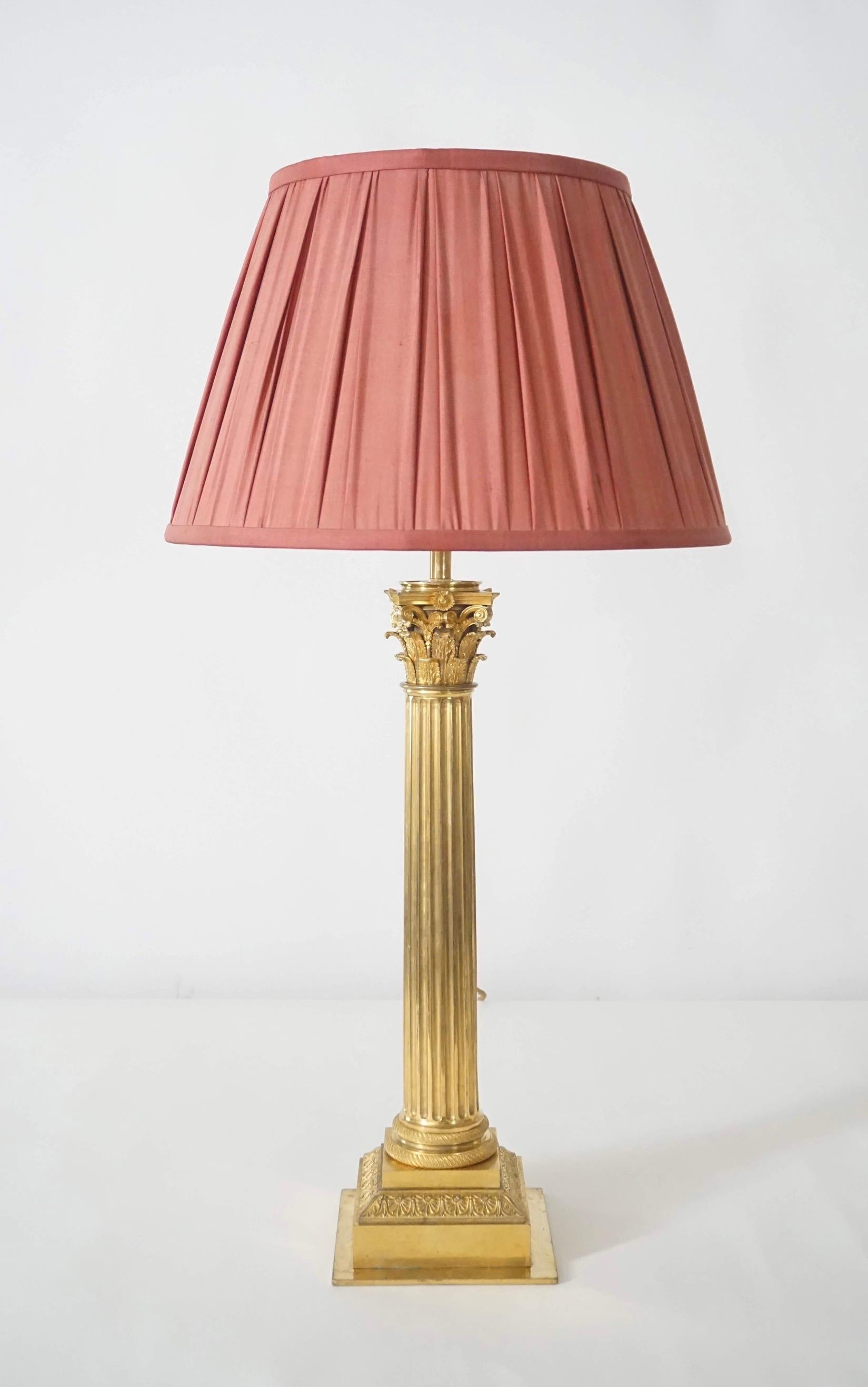 Hand-Crafted Ormolu Corinthian Column Sinumbra Base Table Lamps, France, circa 1825 For Sale