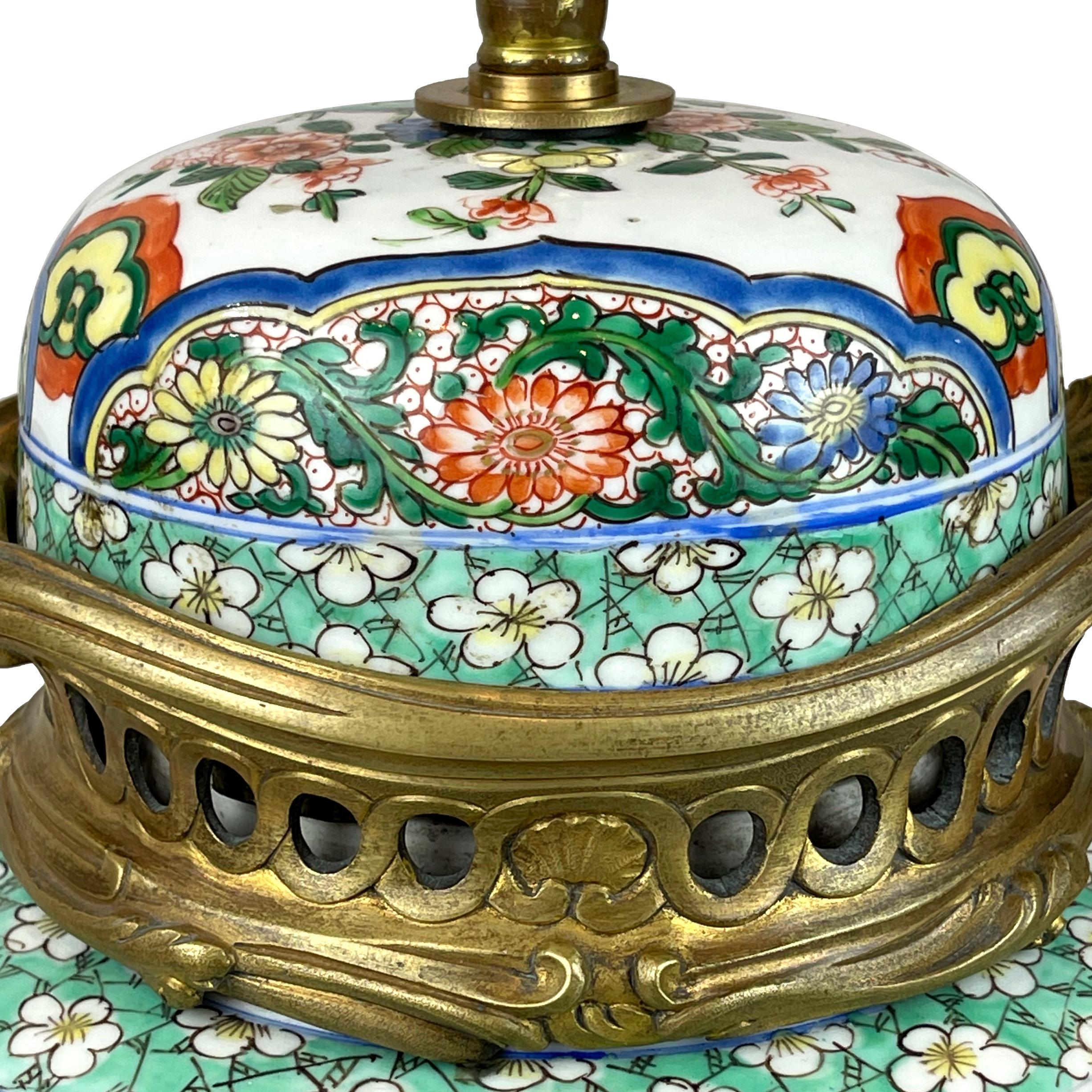 Chinese Export Porcelain Temple Jar French Bronze Ormolu-Mounted Lamp 10