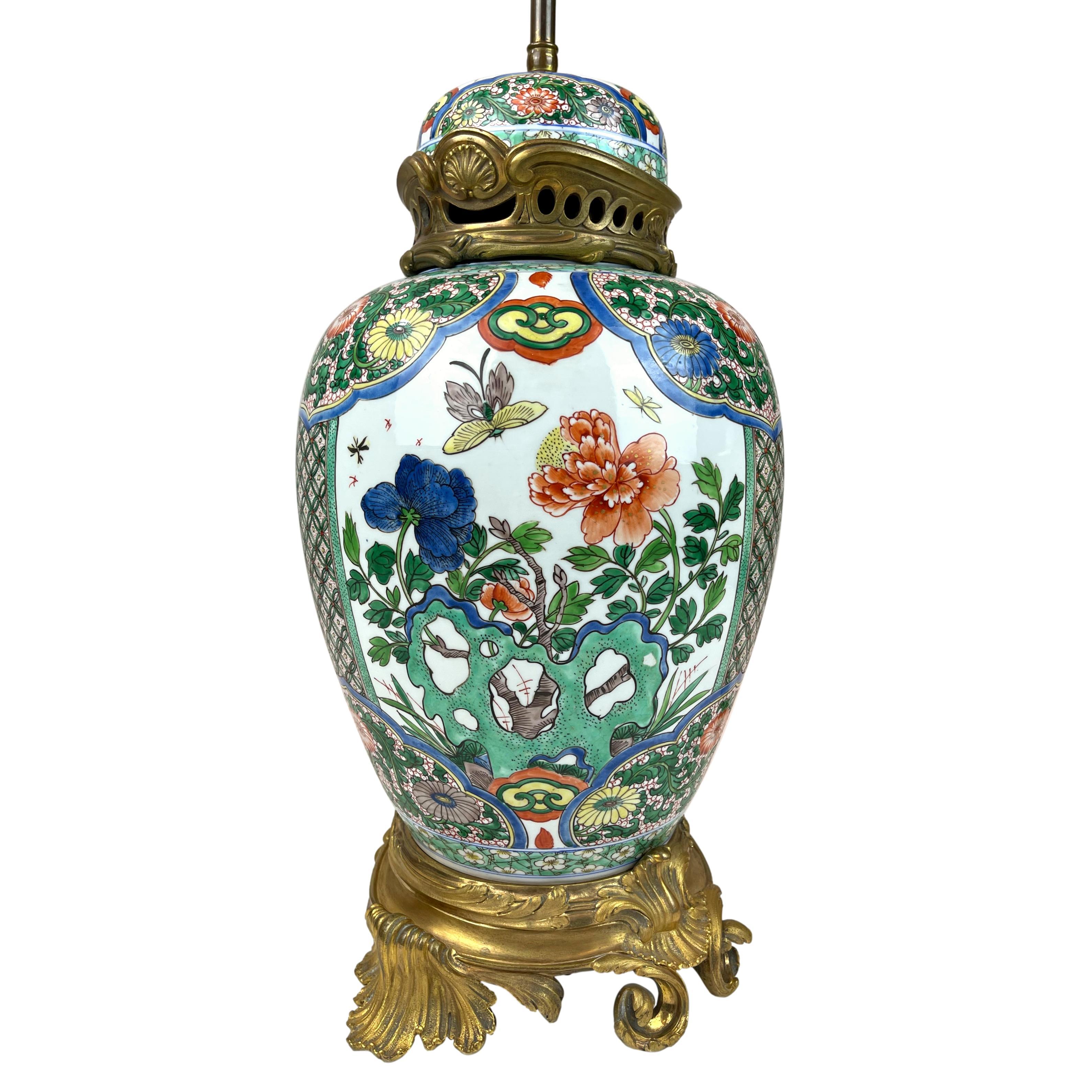 Chinese Export Porcelain Temple Jar French Bronze Ormolu-Mounted Lamp 1
