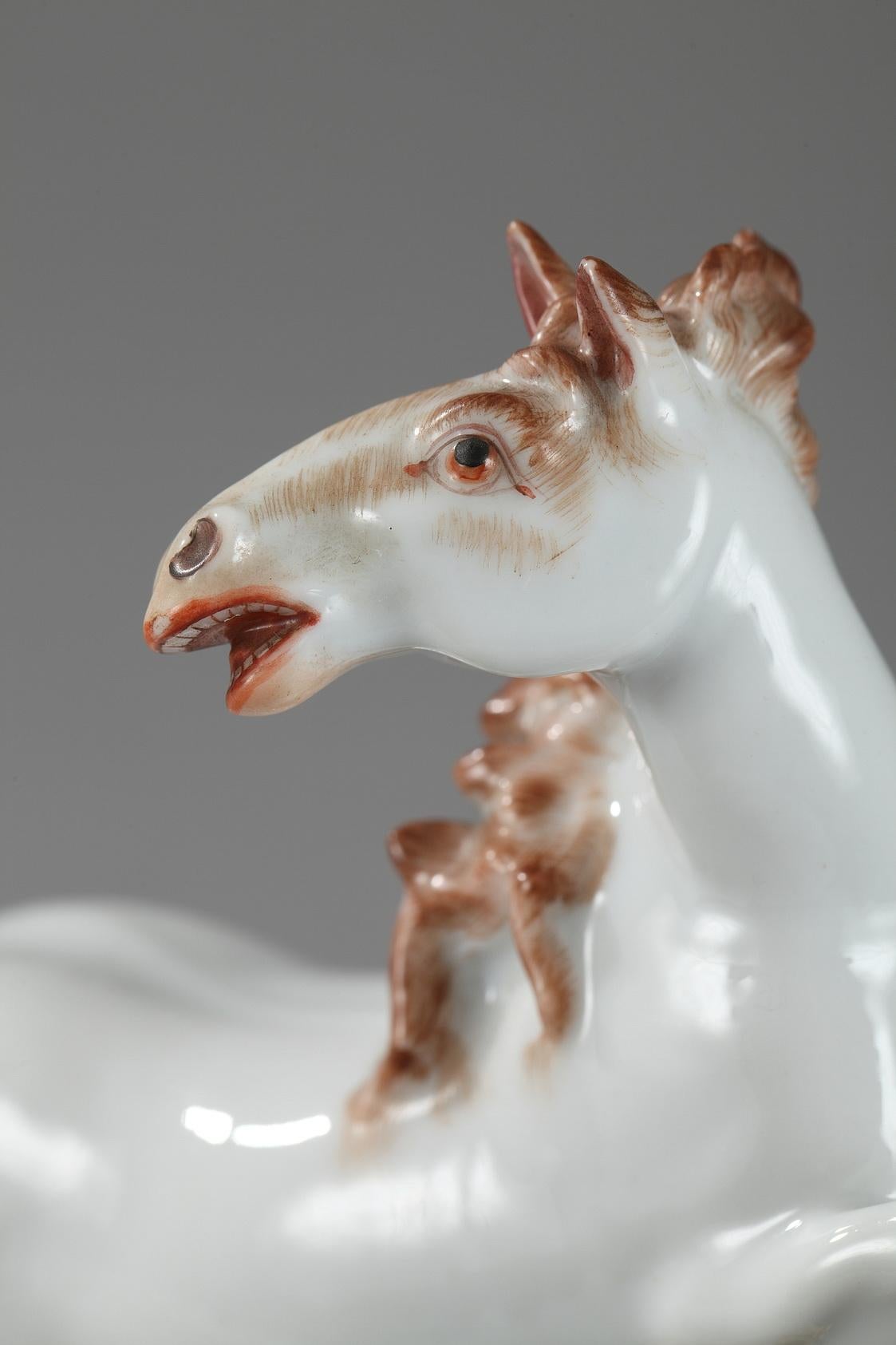 Ormolu-Mounted Porcelain Horses by Samson Manufactory In Good Condition For Sale In Paris, FR