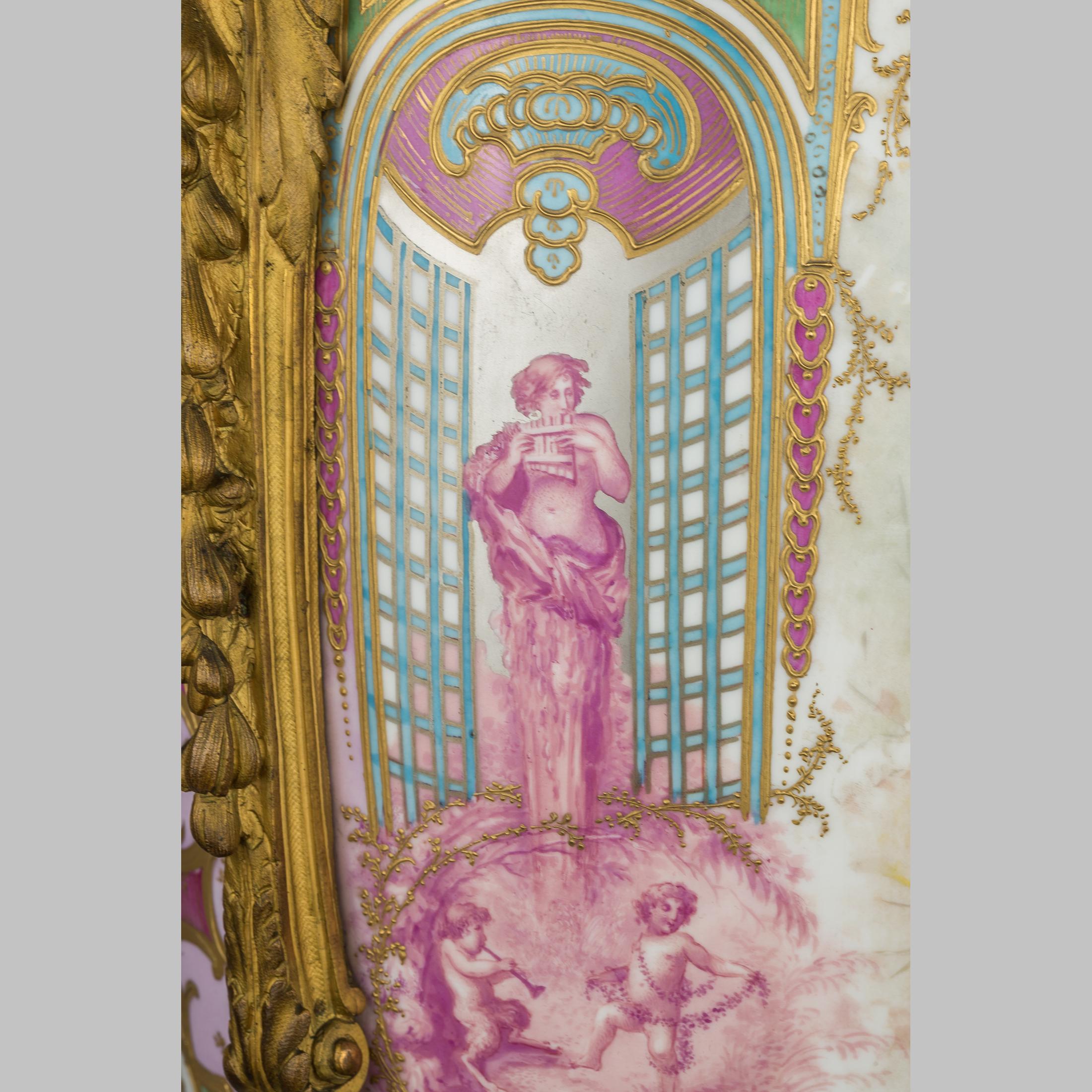 Ormolu-Mounted Sèvres-Style Pink-Ground Vase In Good Condition For Sale In New York, NY