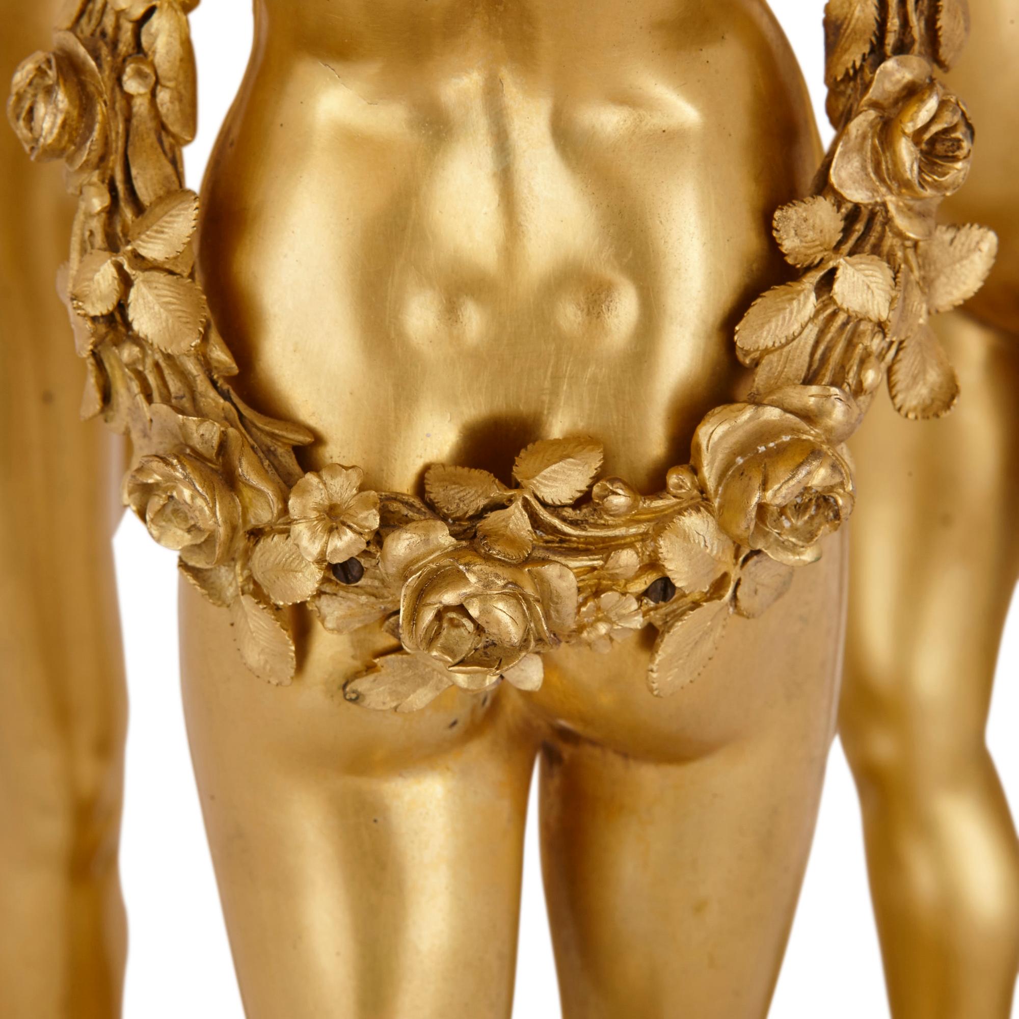 Français Pendule en bronze doré, marbre blanc et tôle Cercle Tournant par Lepaute en vente