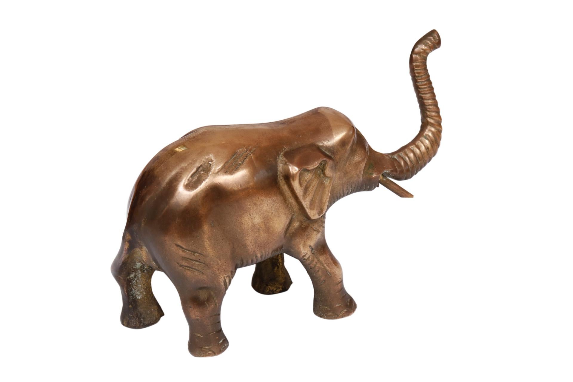 20ième siècle Éléphant indien ornemental en bronze en vente