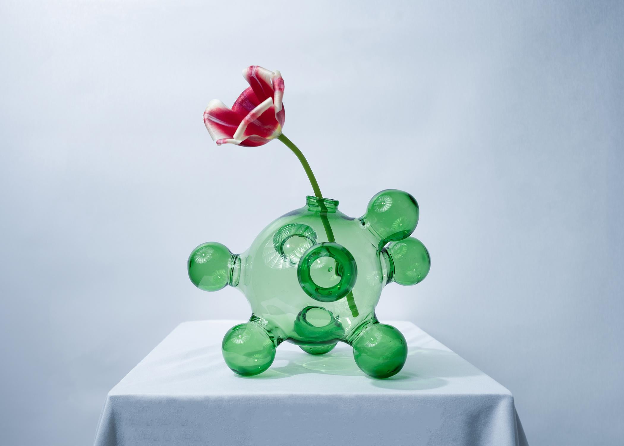 Vase ornemental de la chimie Lameice Neuf - En vente à Jerusalem, IL