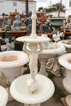 Ornamental Iron Garden Fountain with Children's Figure and Dolphins