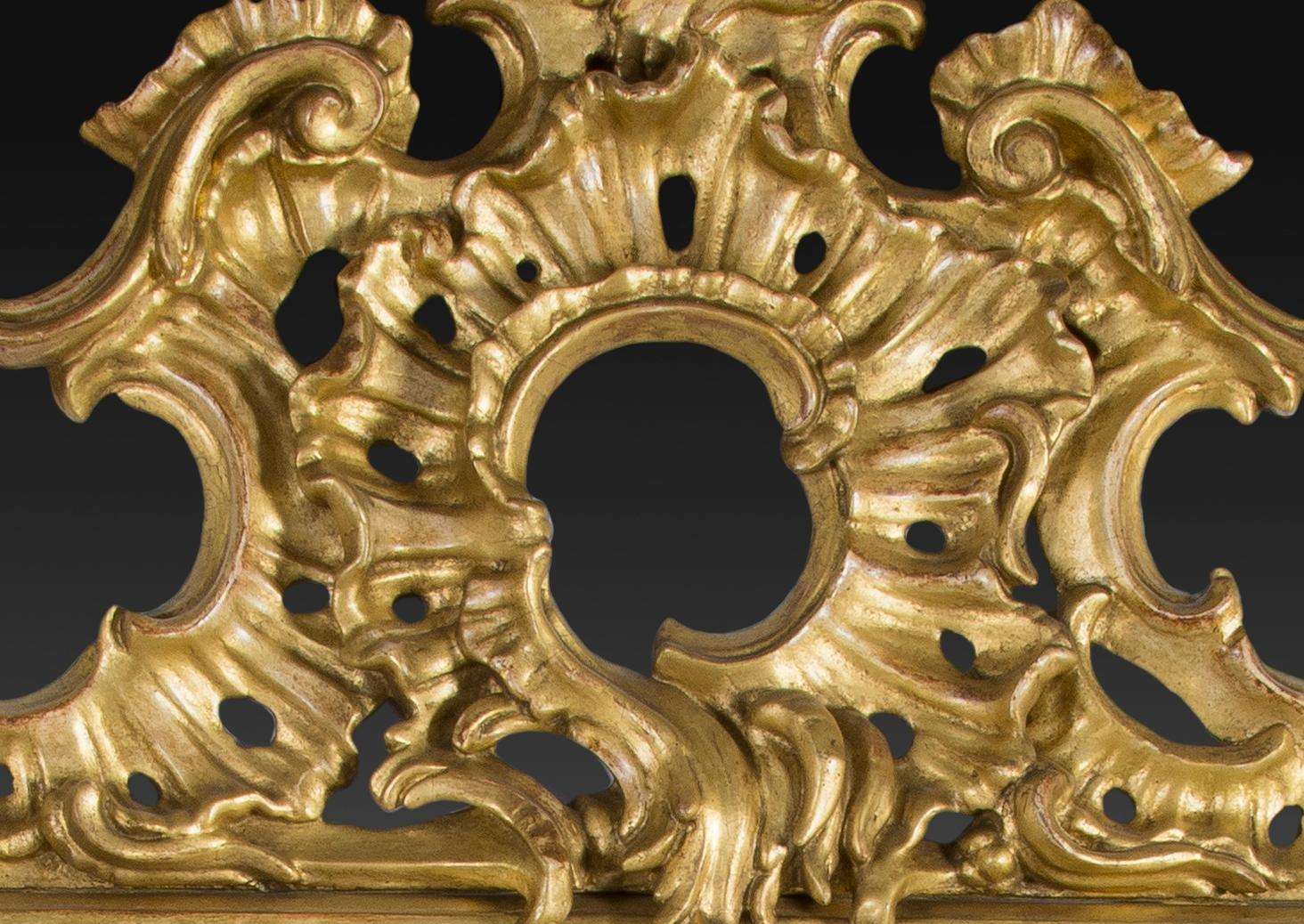 Ornamentaler Spiegel:: 19. Jahrhundert (Sonstiges) im Angebot