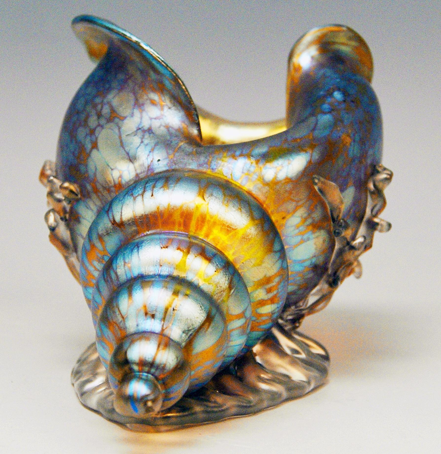 Ornamental Vase Snail Candia Papillon Loetz Widow Klostermuehle Art Nouveau 1900 In Excellent Condition In Vienna, AT