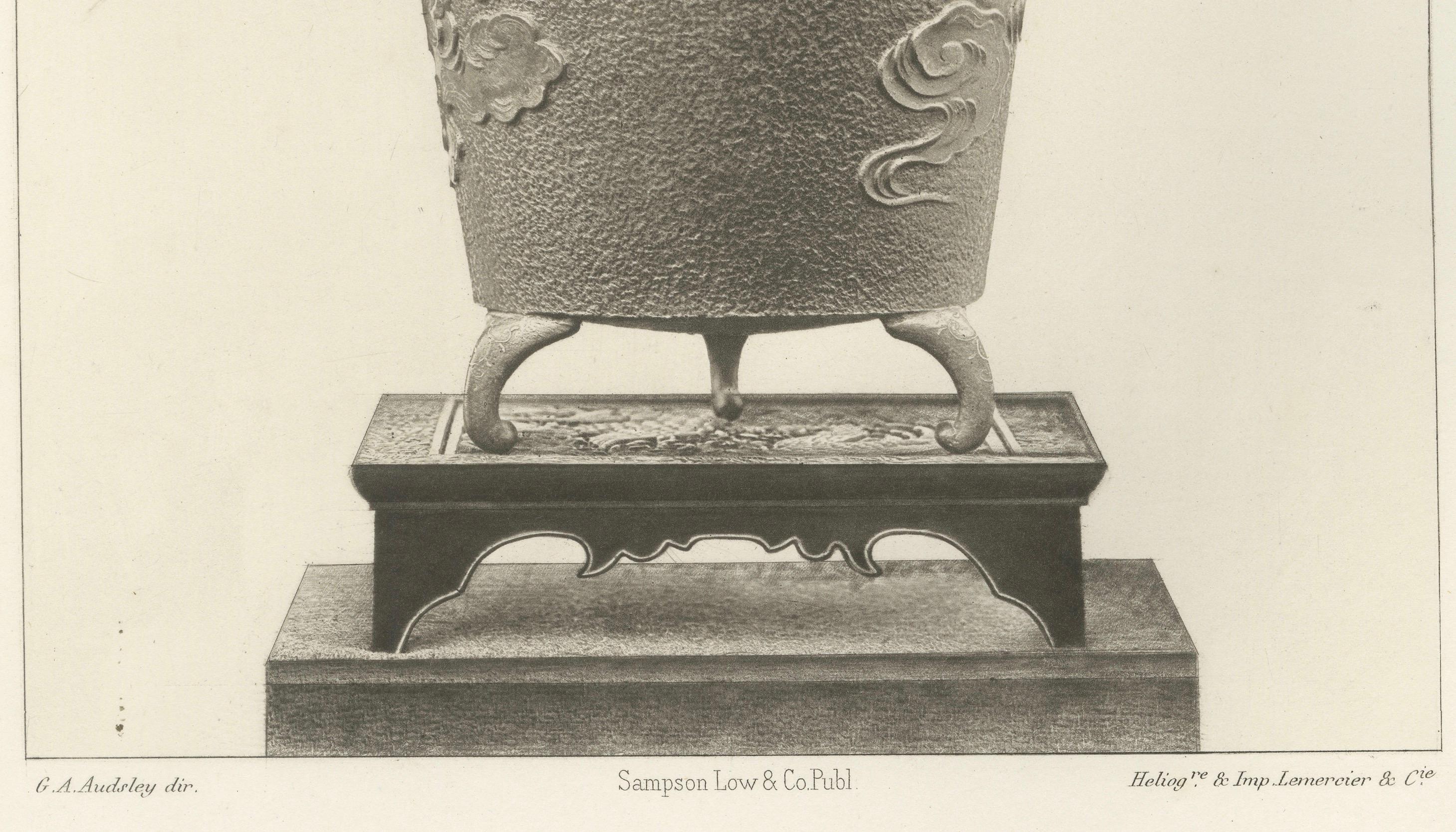The Ornamental Vase with Dragon Motif - Audsley's Japanese Art Series, 1884 Bon état - En vente à Langweer, NL