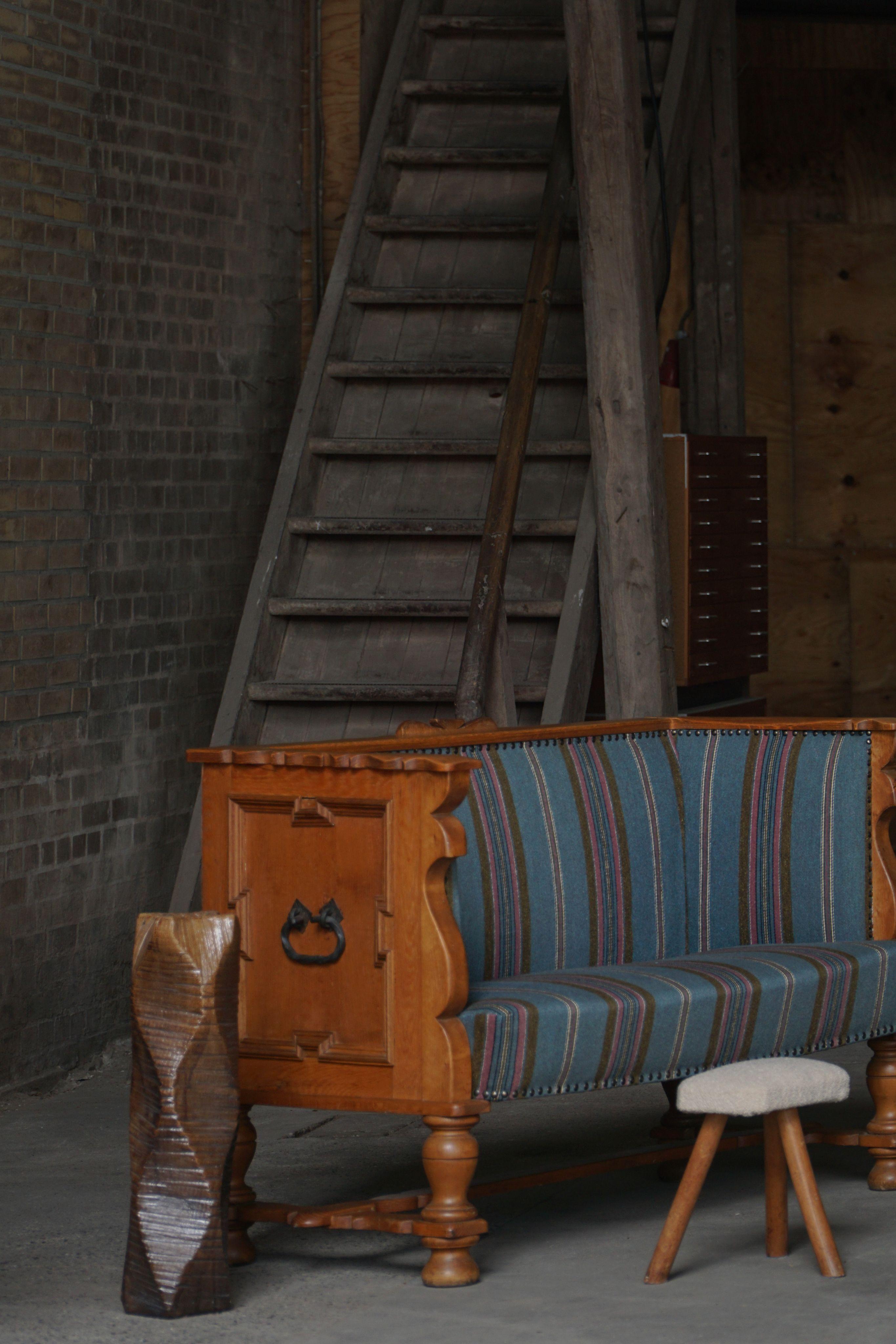 Hand-Carved Ornamented Oak Sofa with Original Upholstery, Nordic Classicism, Sweden, 1930s For Sale
