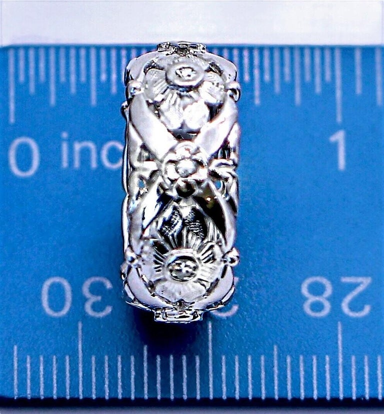 Ornate 14K White Gold Vintage Wedding Band with Diamonds in Floret