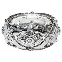 Alliance vintage ornée de fleurs en or blanc 14 carats avec diamants