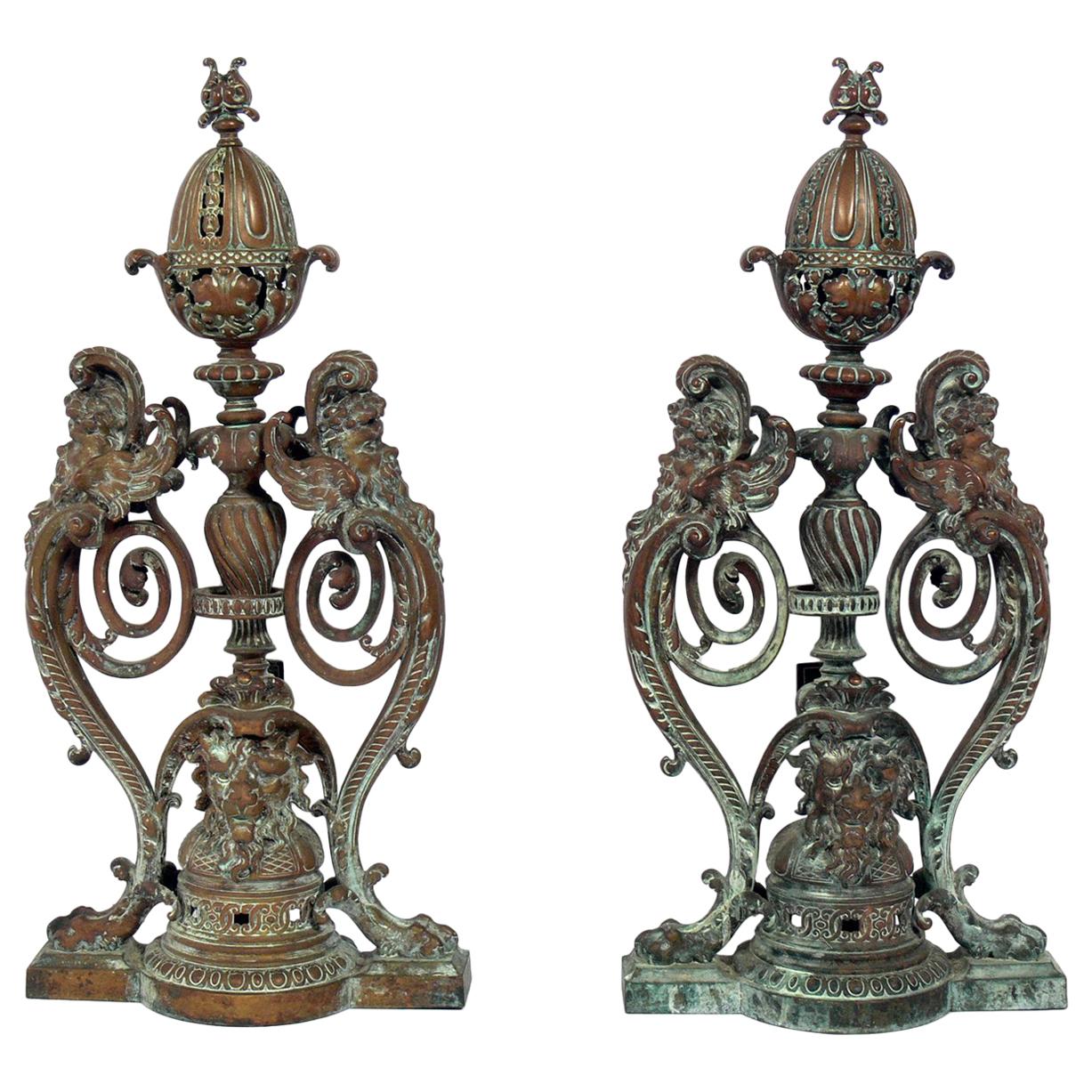 Verschnörkelte Bronze-Feuerböcke aus dem 19. Jahrhundert