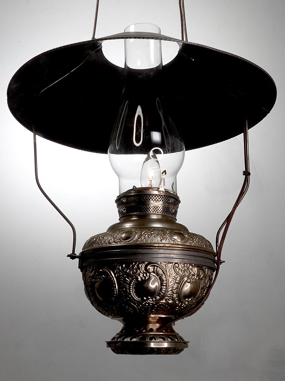 Ornate and Nickel Plated Miller Saloon Style Lantern (Rustikal) im Angebot