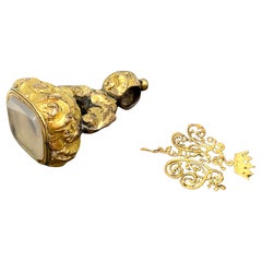 Ornate Antique Georgian Roses and Acorns Gold Cased Agate Seal Fob Pendant
