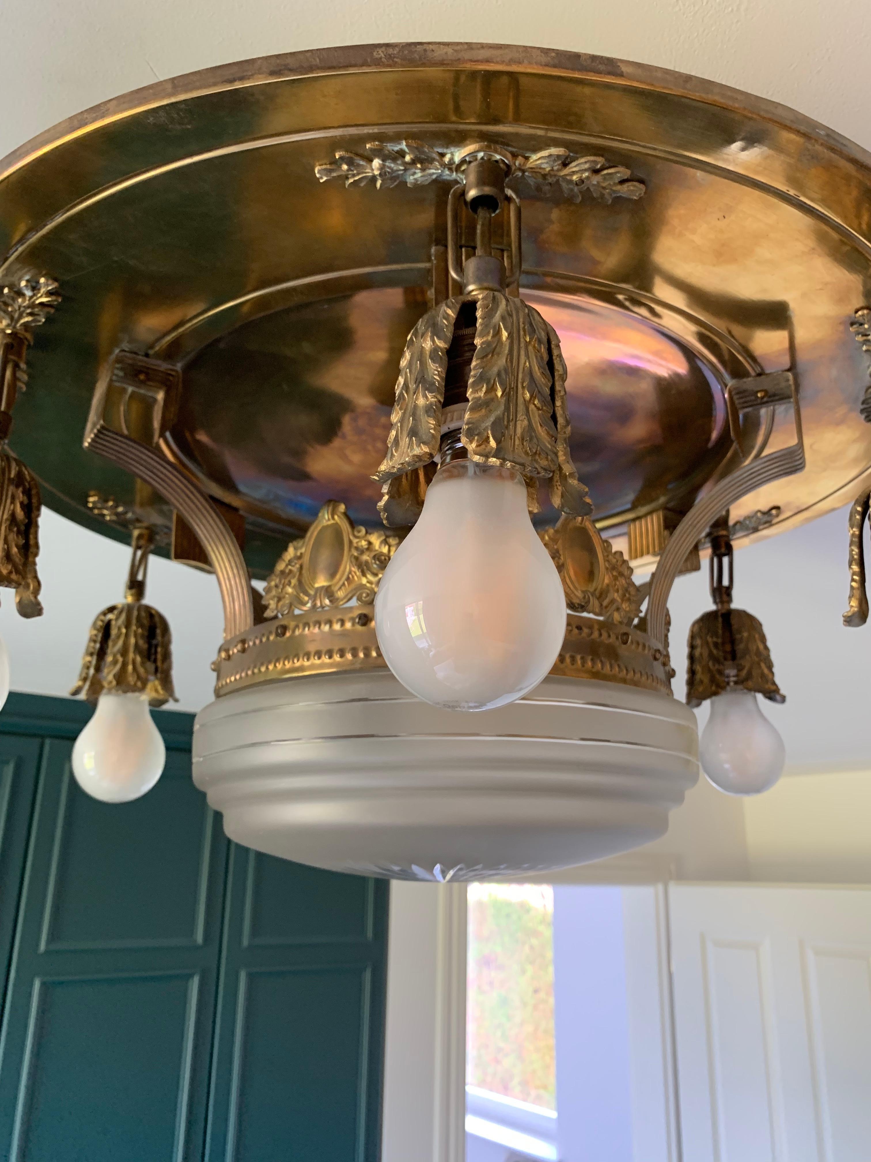Ornate Brass Ceiling Light with 6 Light Bulbs 20th Century For Sale 3