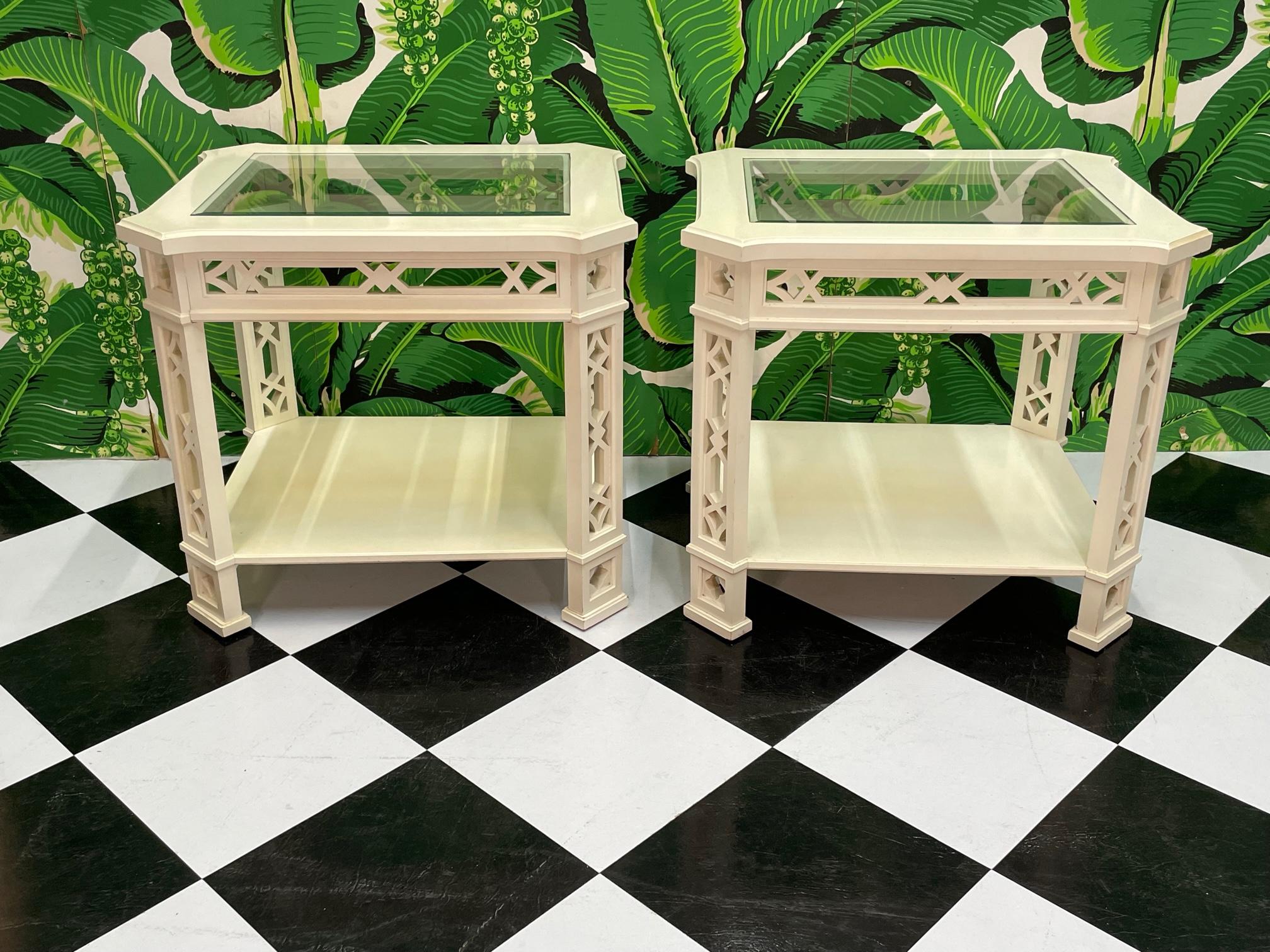 Vintage side tables by Thomasville features ornate modern fretwork, and a glass top. Good condition with minor imperfections consistent with age, see photos for condition details.
For a shipping quote to your exact zip code, please message us.
