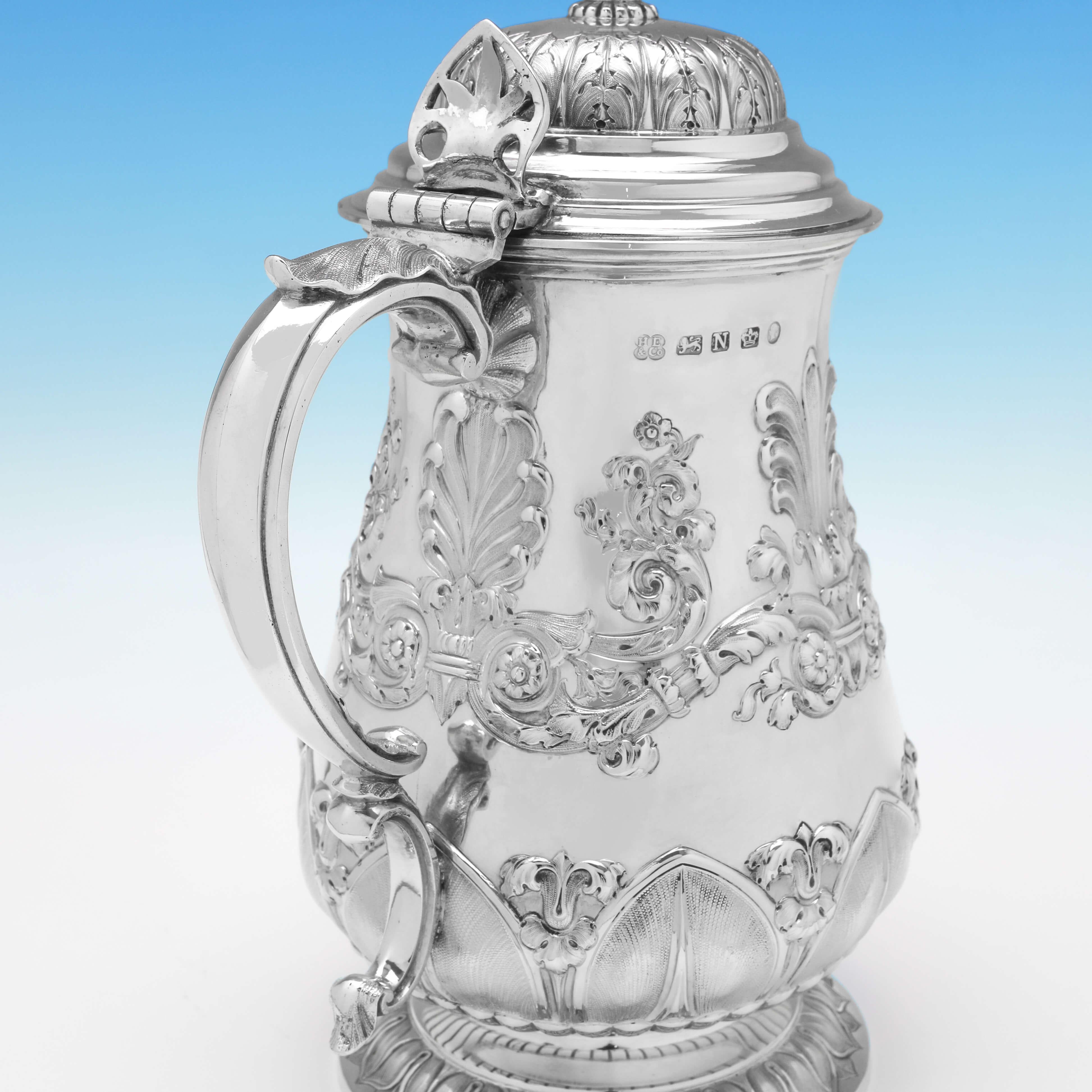 Ornate Chased Victorian Antique Sterling Silver Tankard, Sheffield 1856 In Good Condition For Sale In London, London
