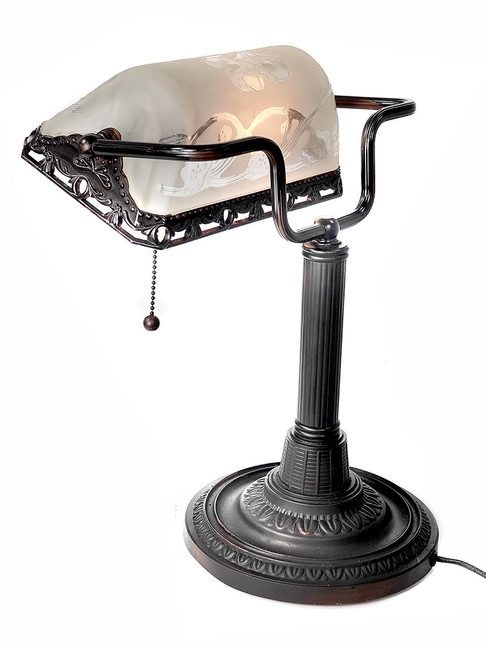 American Craftsman Ornate Cut Glass Bankers Desk Lamp