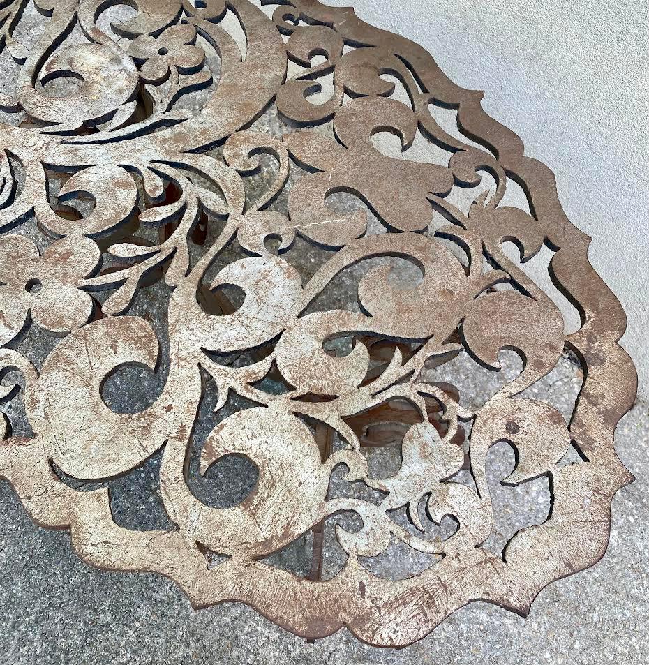 Mesa central de acero corten ornamentado Estadounidense en venta