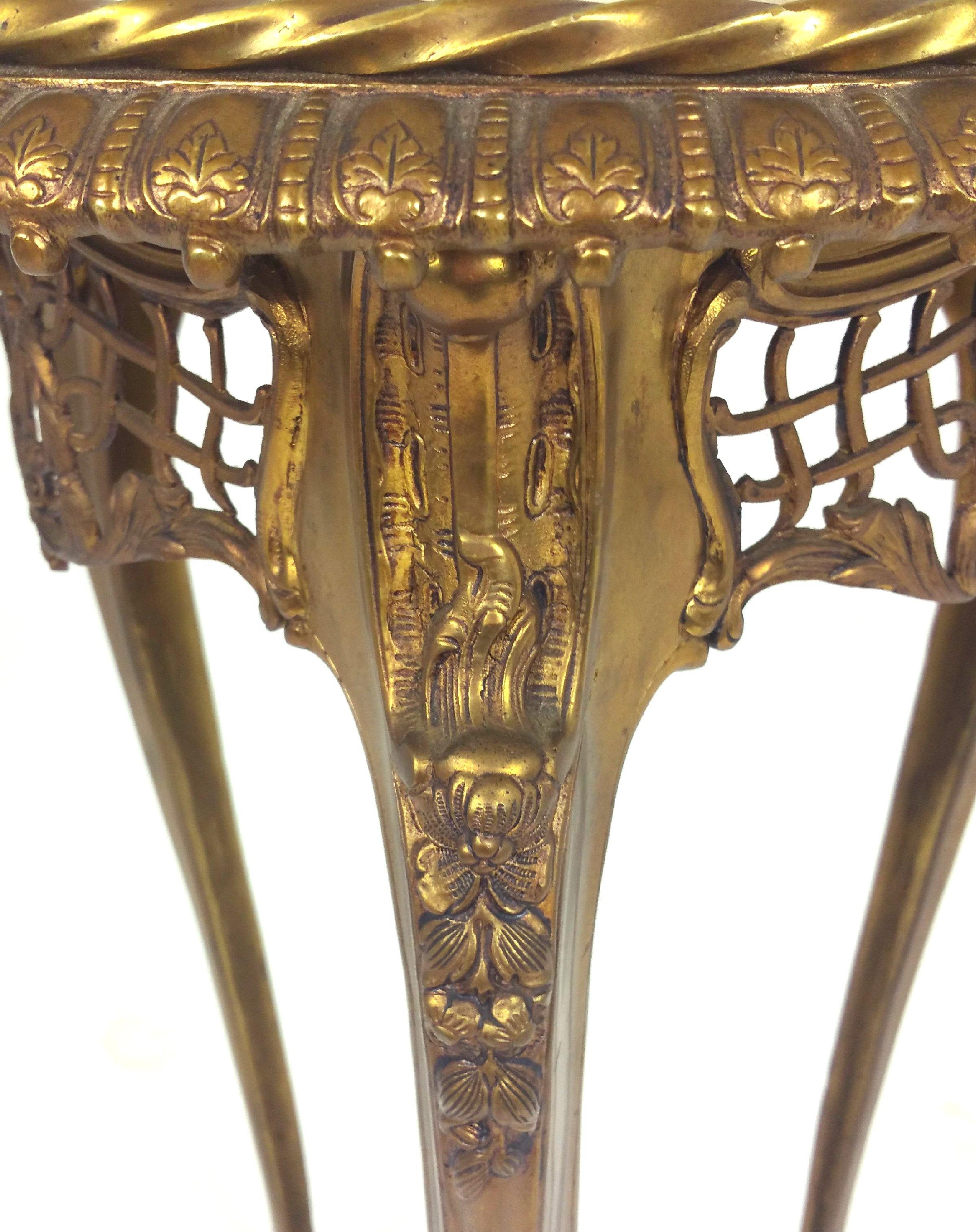 Ornate French Brass Lamp Table In Good Condition In London, west Sussex