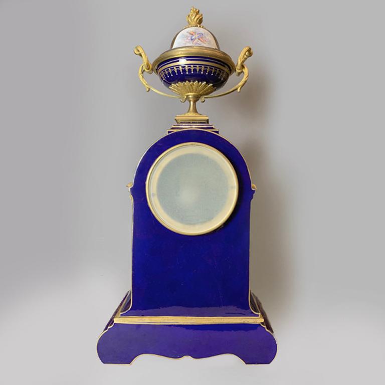 Ornate Gilt Bronze-Mounted Sèvres-Style Blue Ground Mantel Clock, circa 1880 In Good Condition For Sale In Brighton, West Sussex