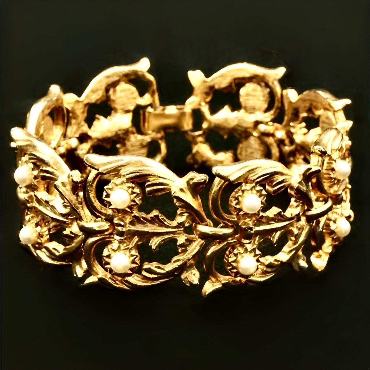 Ornate Gold Plated and Faux Pearl Link Statement Bracelet 1960s For Sale 3