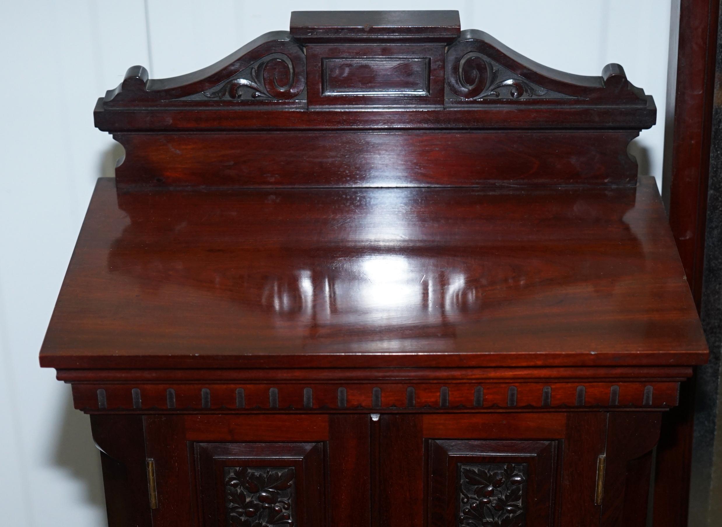 Mid-19th Century Ornate Grand Victorian Hardwood Dressing Table Loads of Drawers Storage Space