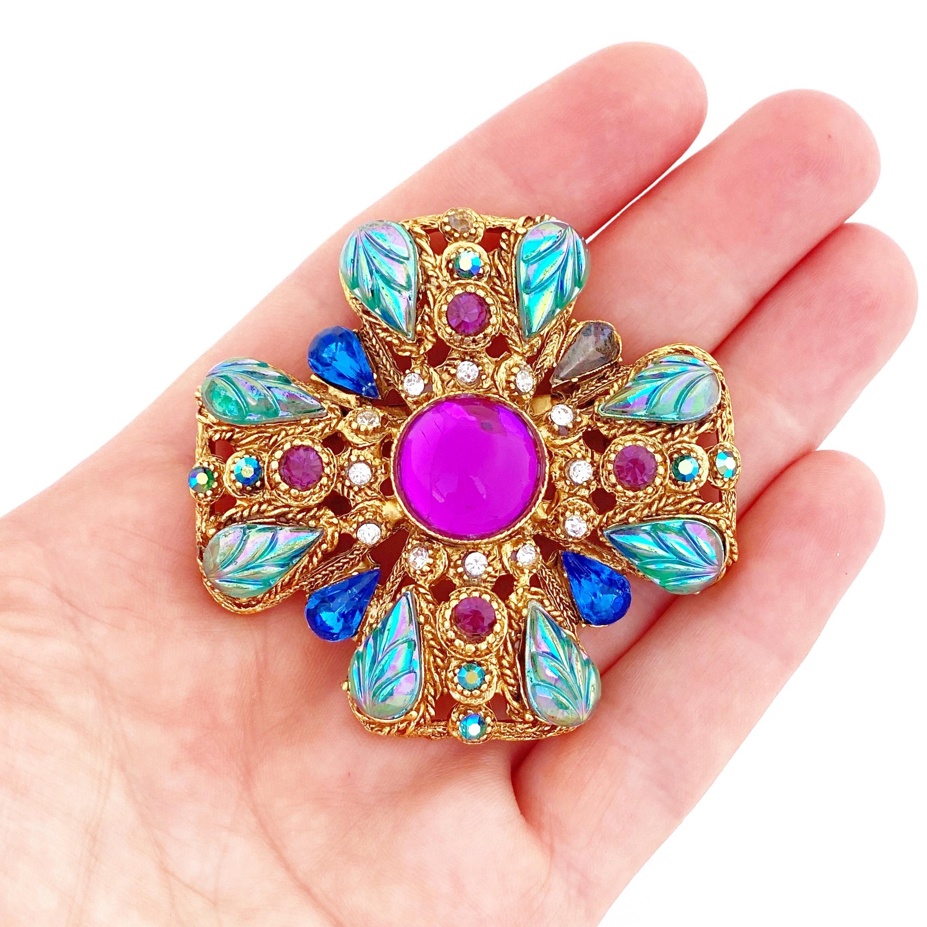 Ornate Maltese Cross Brooch With Molded Glass & Rhinestones By Florenza, 1960s For Sale 1