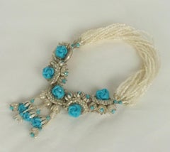 Collier ouvragé Miriam Haskell composé de perles en pâte de verre et en opaline