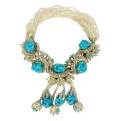 Collier ouvragé Miriam Haskell composé de perles en pâte de verre et en opaline
