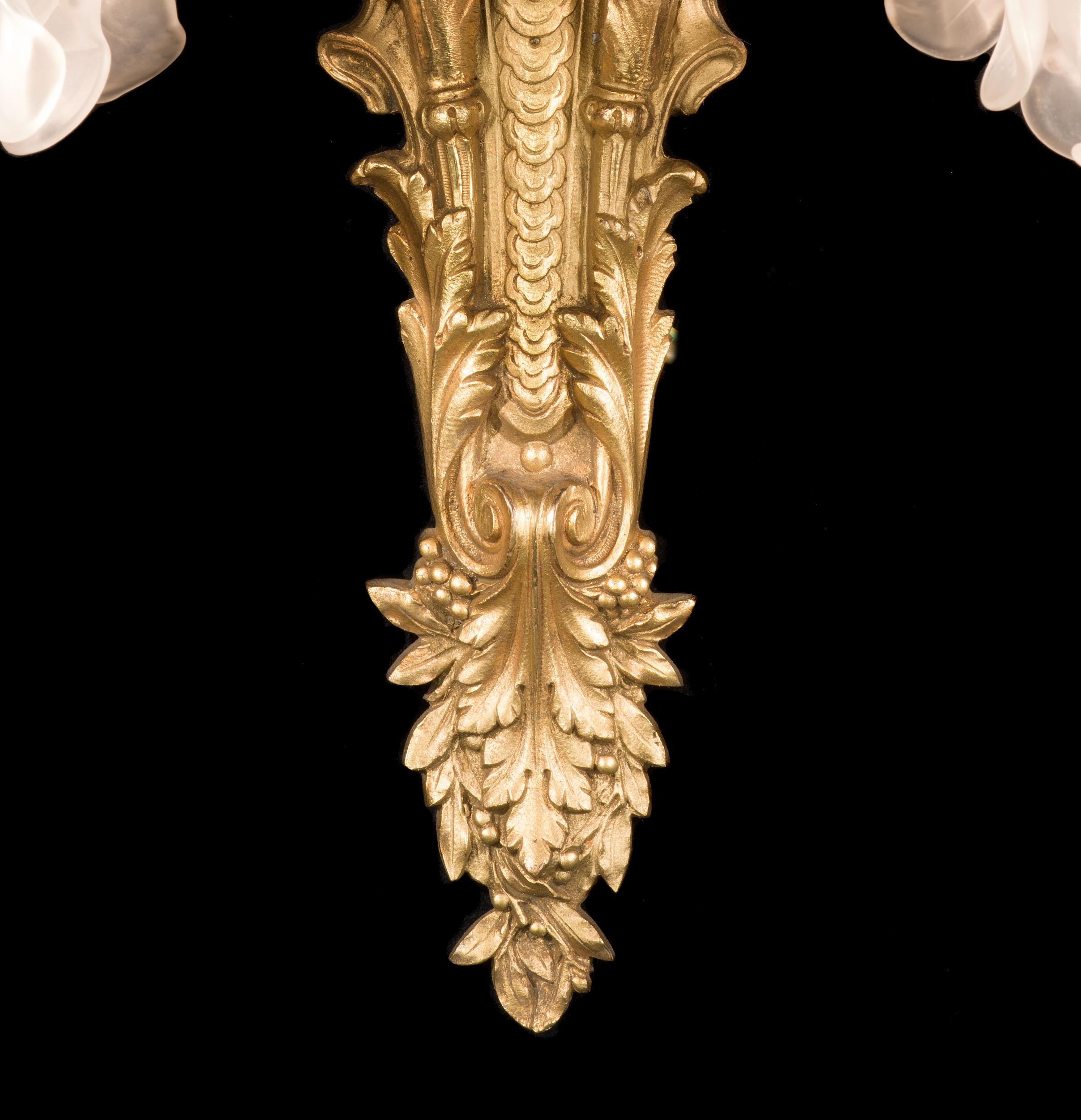 Ormolu Ornate Pair of French Gilt Brass Floral Wall Lights For Sale