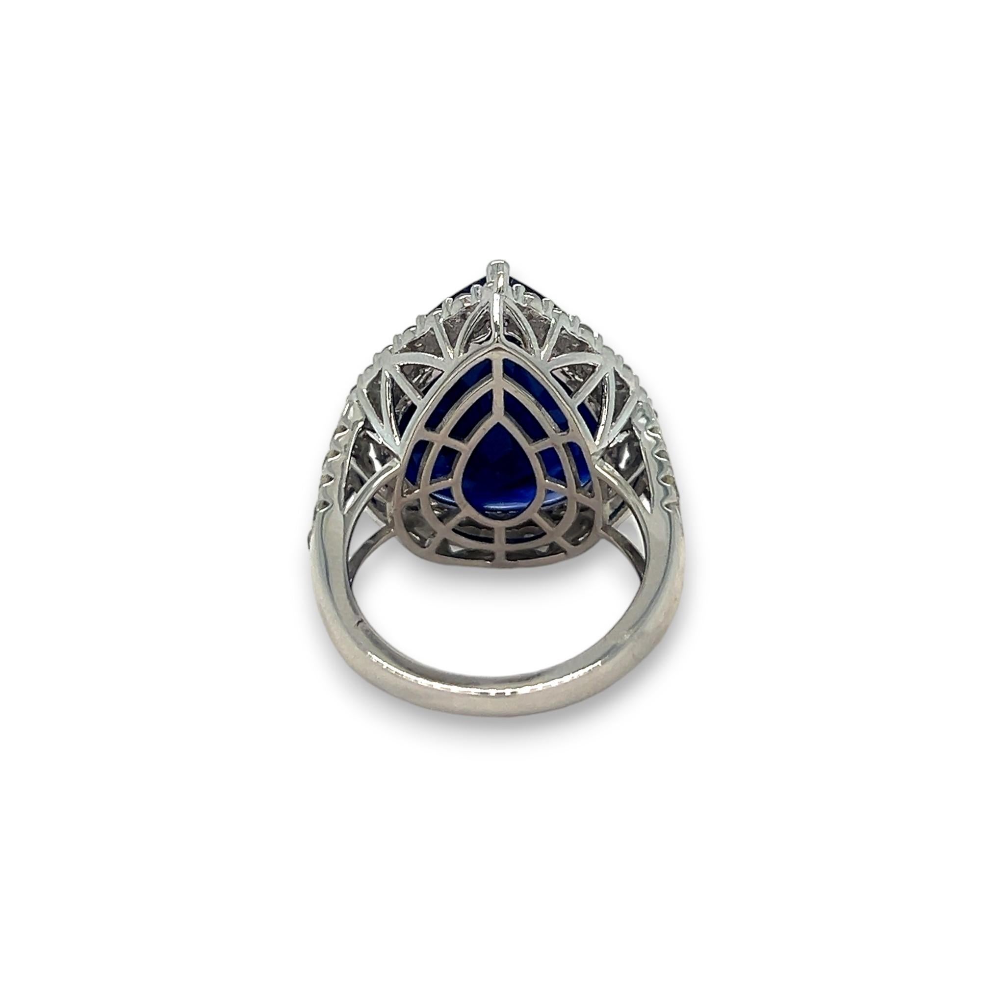 Ornate Pear Shaped Sapphire (20.68 ct) and Diamond Halo Ring In New Condition For Sale In Lewisville, TX