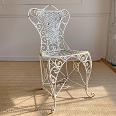 Sedia ornata Regency in ferro lavorato a filo bianco