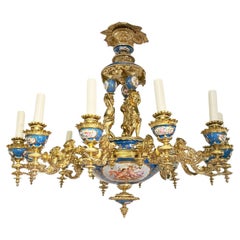 Araña Ornamentada de Porcelana y Ormolu Putti estilo Sevres