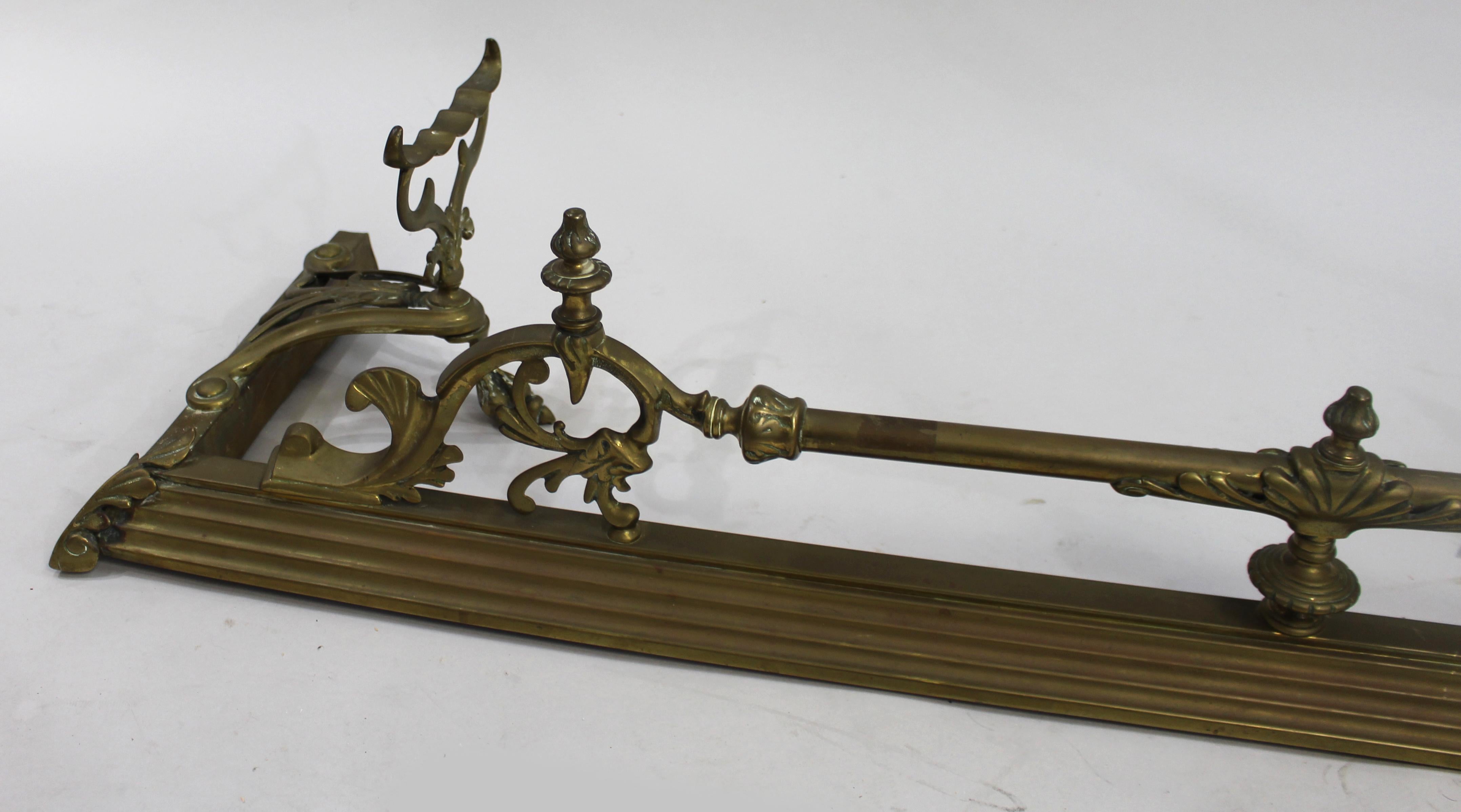 British Ornate Victorian Brass Fire Fender with Rests For Sale