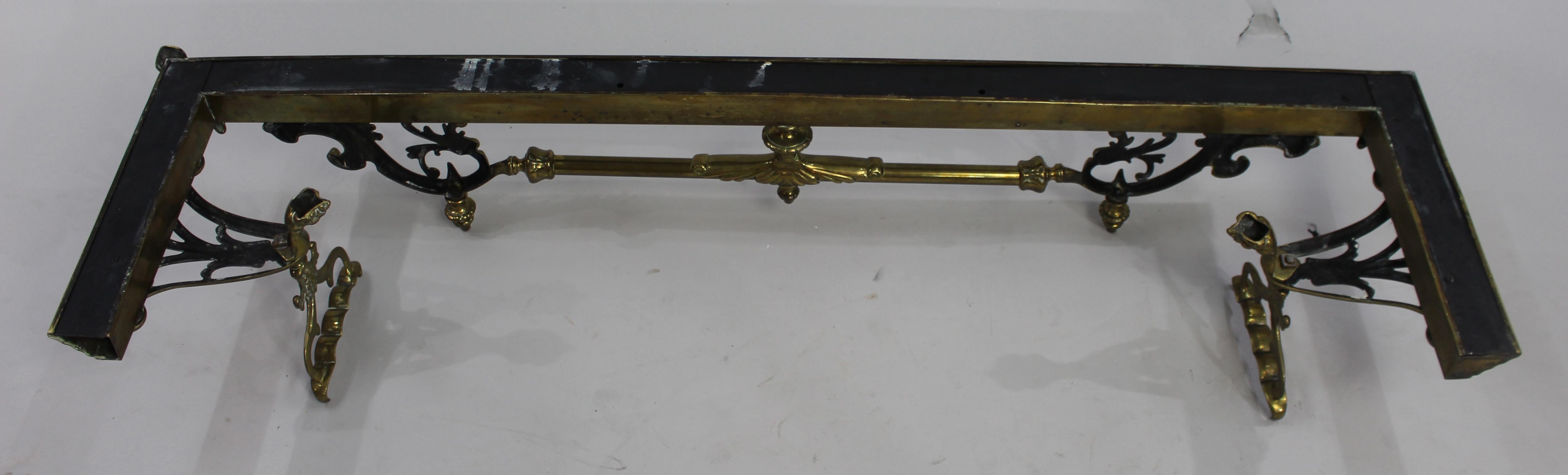 Ornate Victorian Brass Fire Fender with Rests In Good Condition For Sale In Worcester, GB